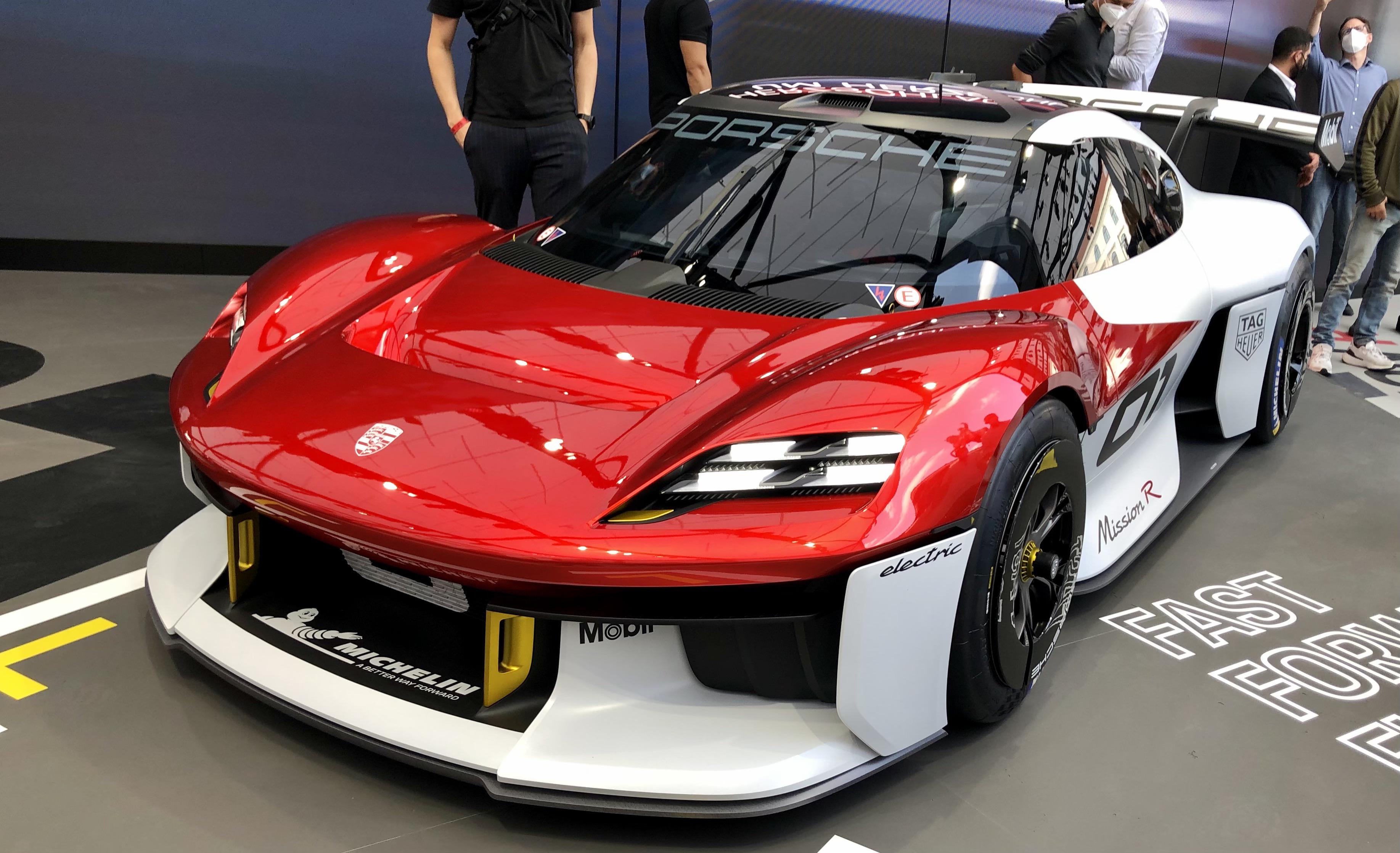 The Porsche Mission R looks really good | Scrolller