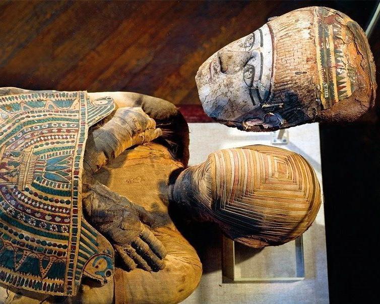 This well-preserved mummy is in the Louvre museum, and it belongs to a ...