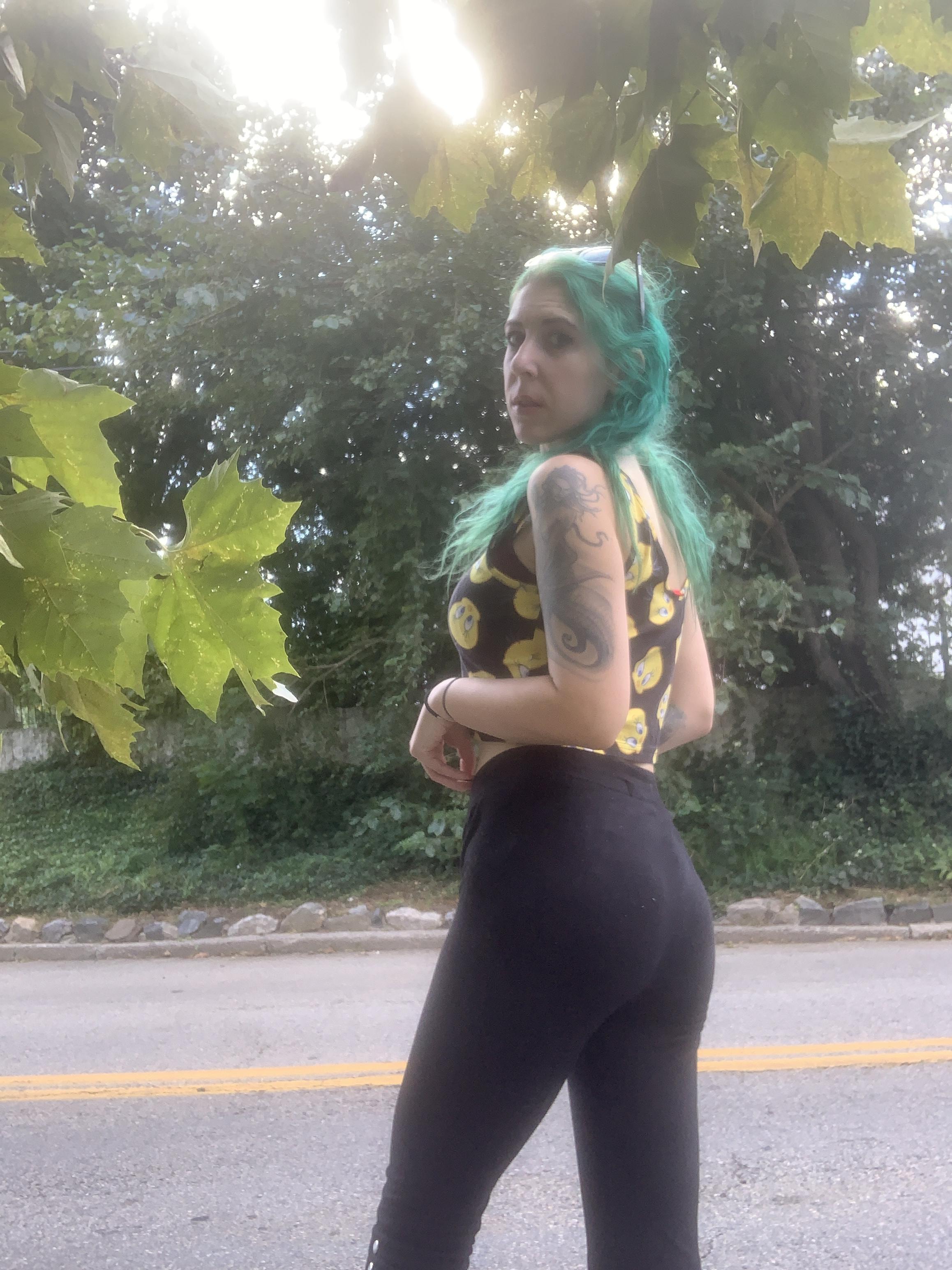 Tweety butt | Scrolller
