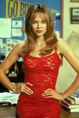 Vanessa Angel from the Weird Science tv show 1994. | Scrolller