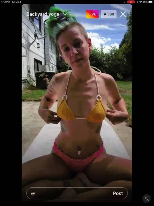 Violet.bombs Scrolller