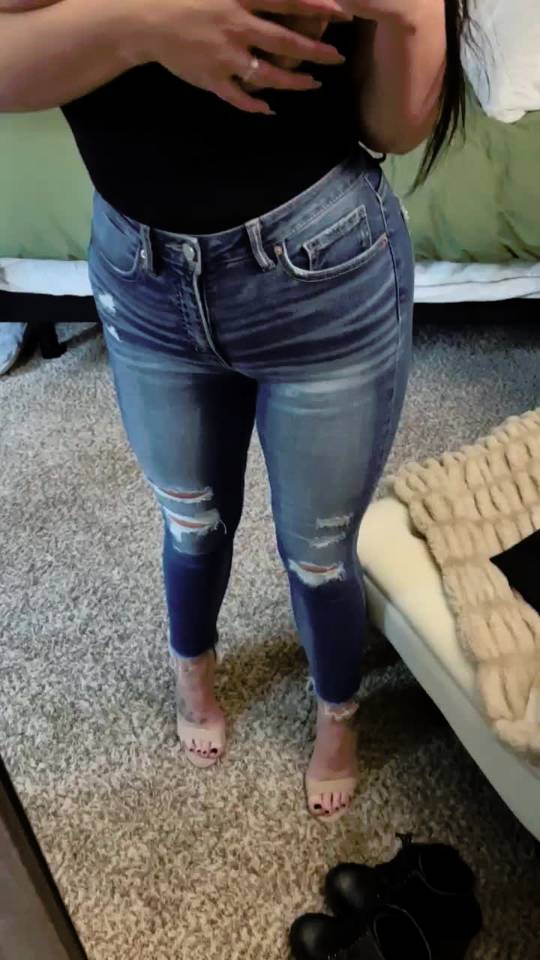 Would You Fuck The Naughty Milf Next Door Scrolller