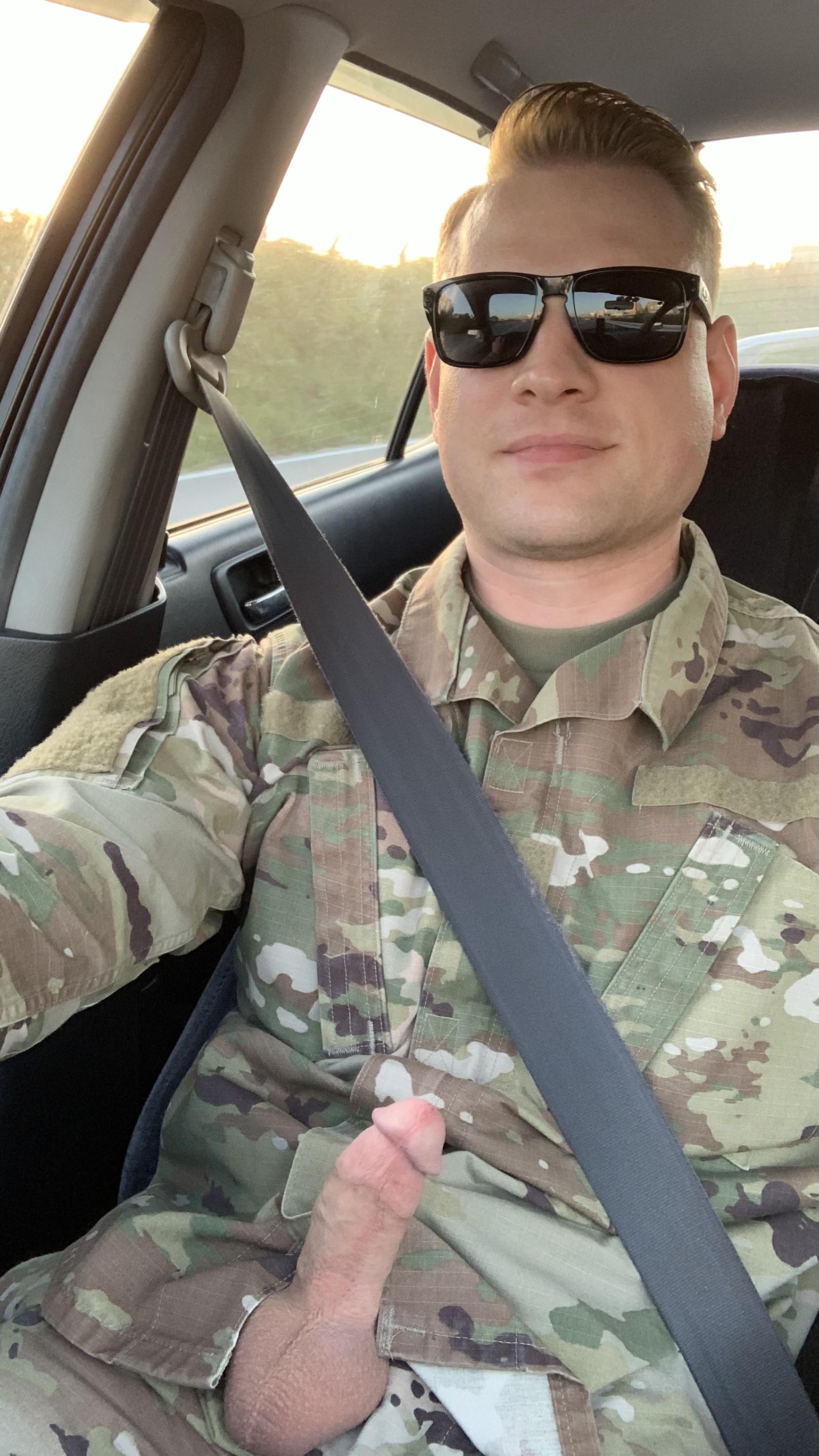 Sgt Schlong 🍆 cruzin in traffic 🚘 ladies military cock buffet all u can