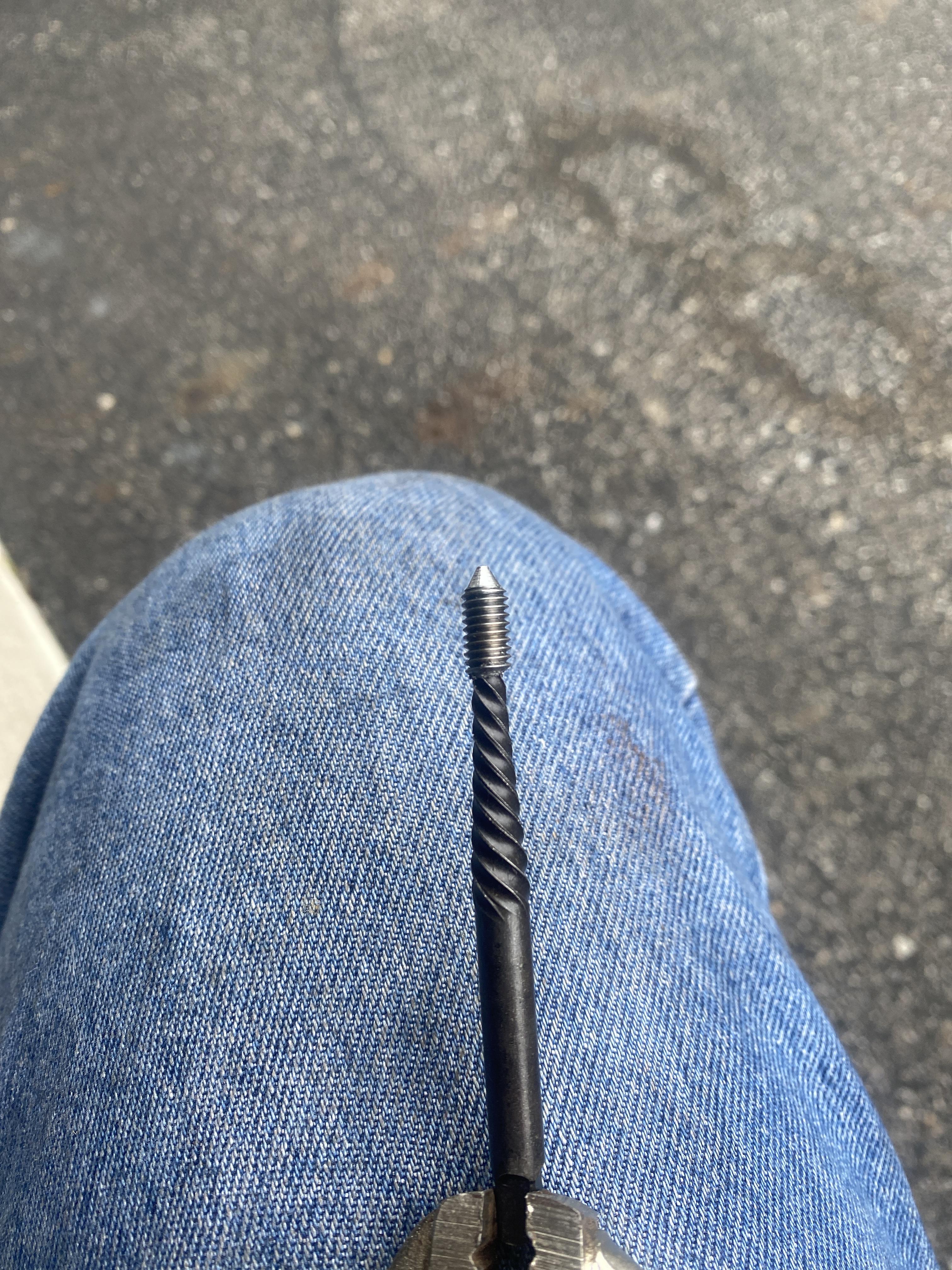 75’ Gl1000. Snapped valve cover bolt EXTRACTED! Scrolller