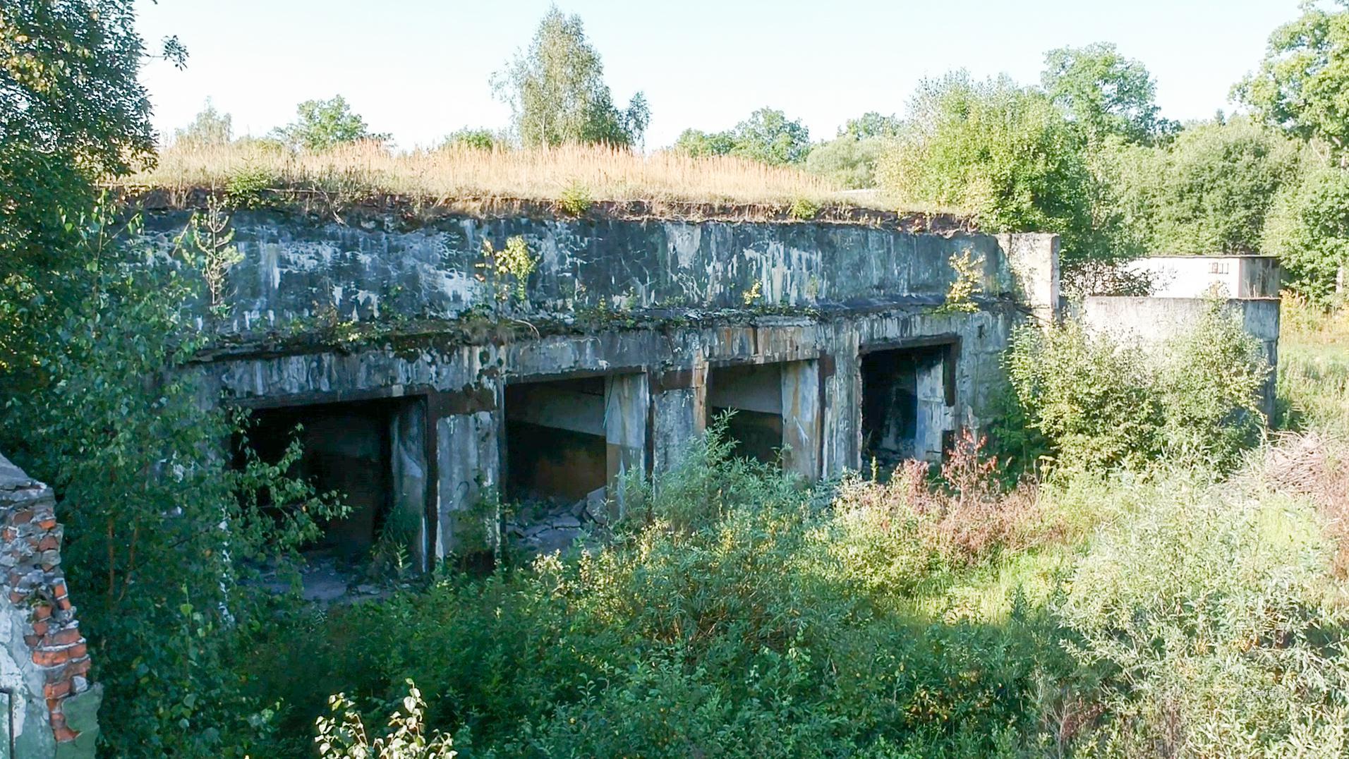 Abandoned anti-aircraft missile system. | Scrolller