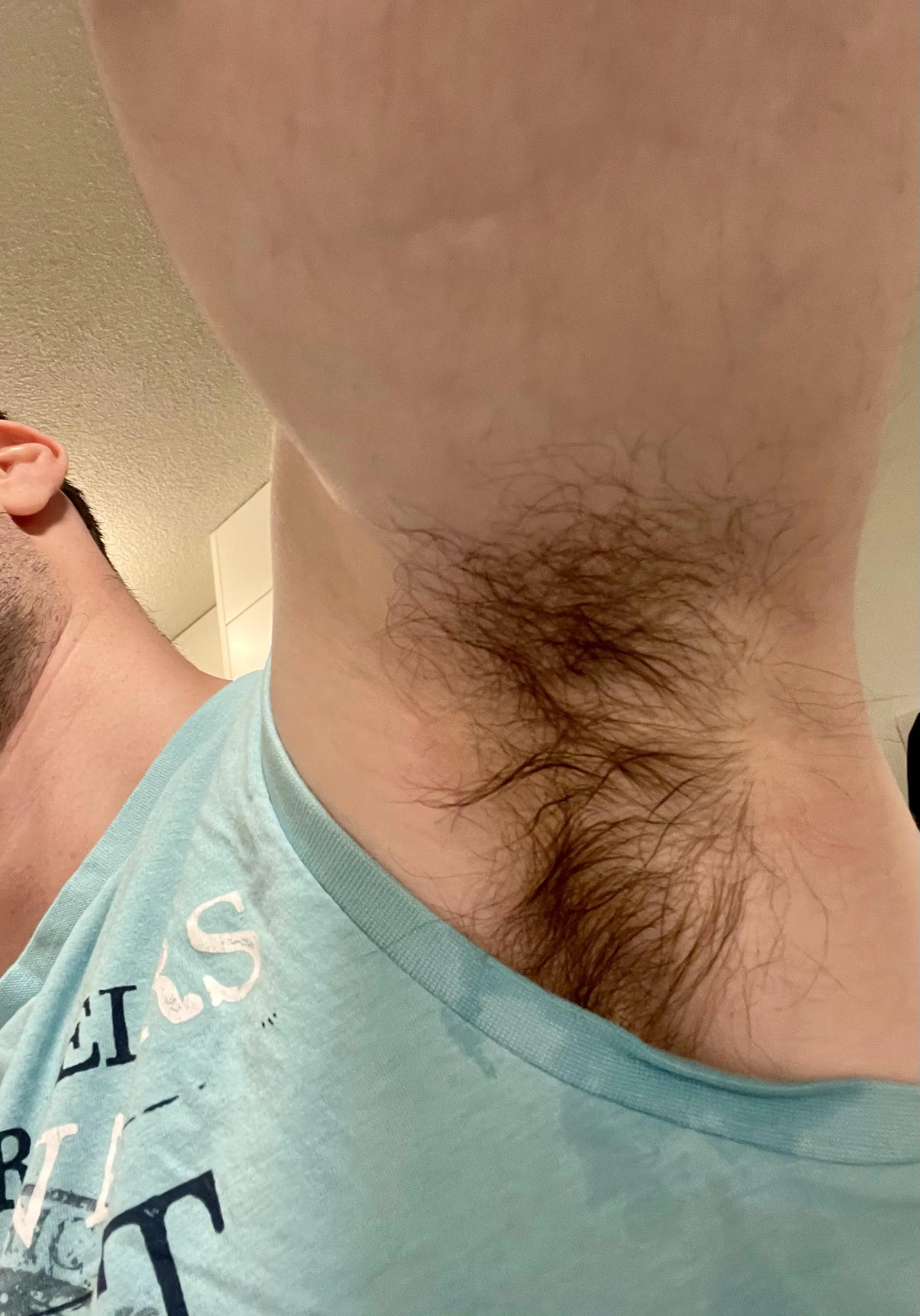 After the gym, deep inside his hairy armpit, you‘ll not only find an intoxicatingly sharp smell of male armpit sweat. You‘ll also find his personal, intimate manstink.