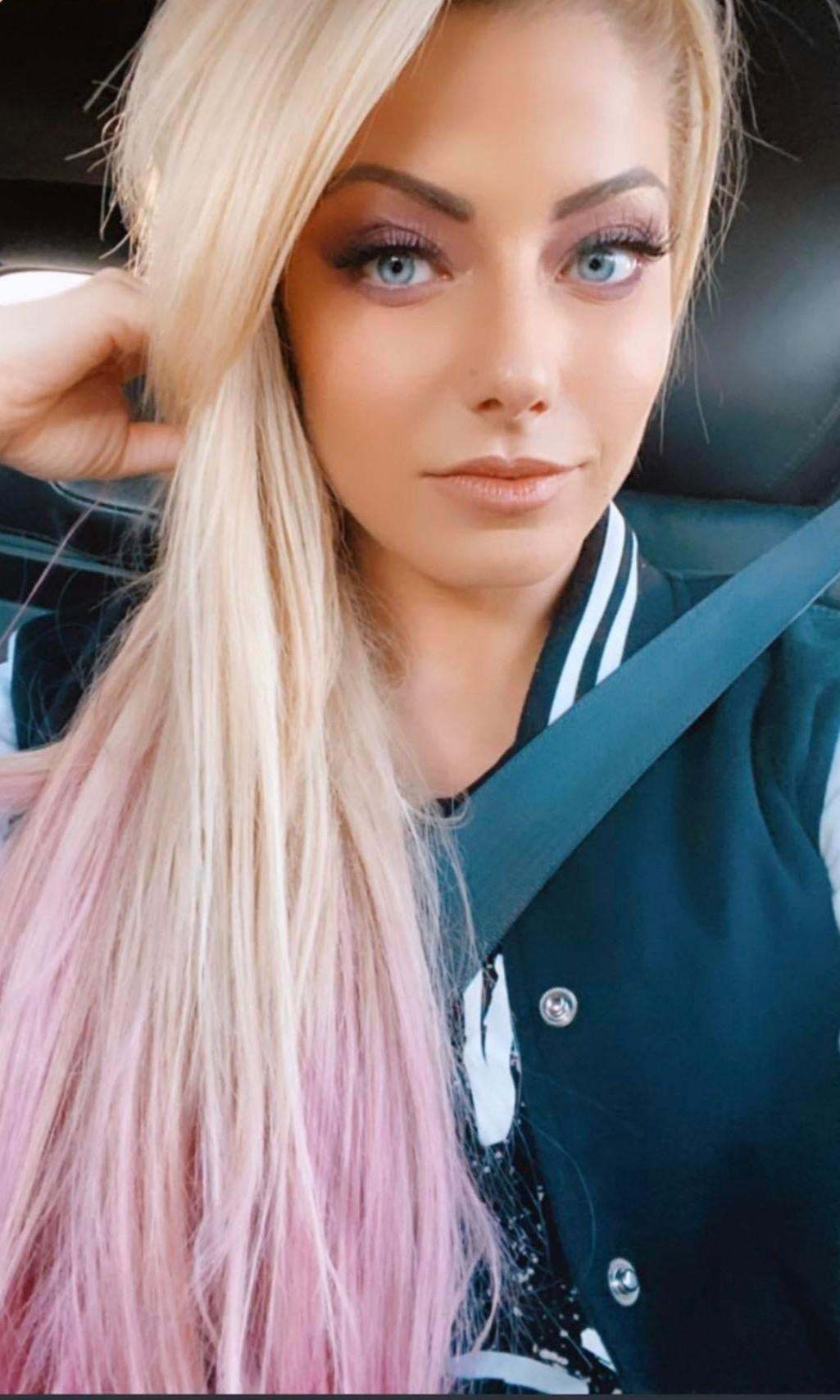 Alexa Bliss | Scrolller