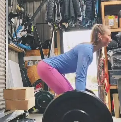 Always showing booty