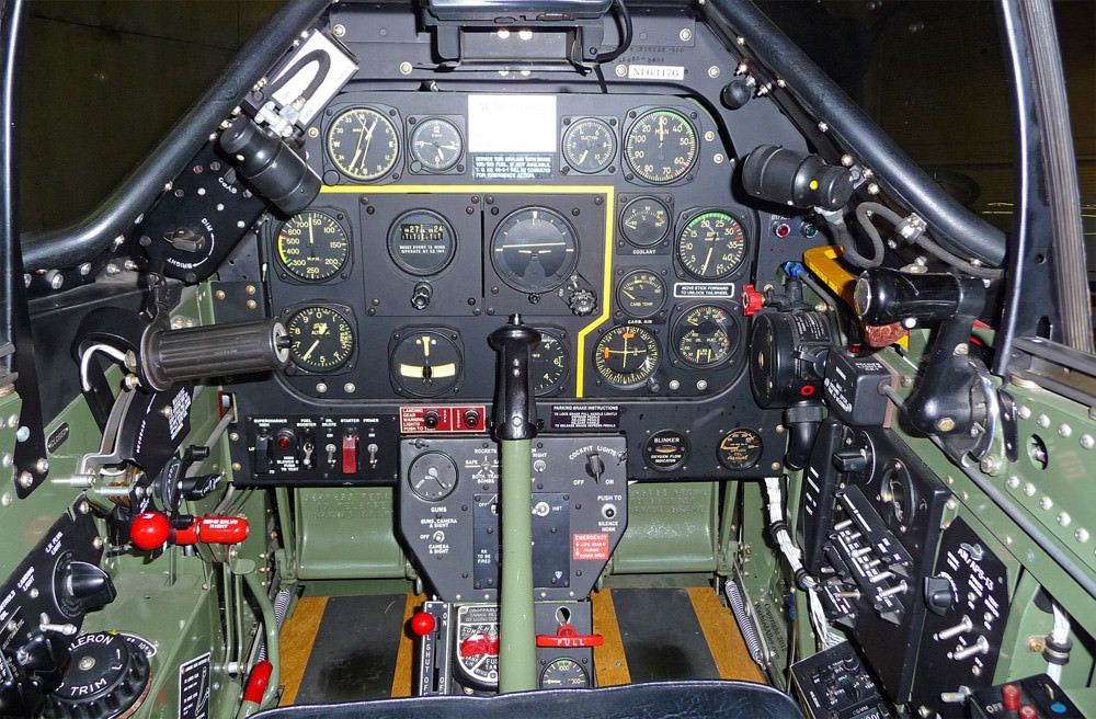 American Aviation P-51 Mustang Cockpit | Scrolller