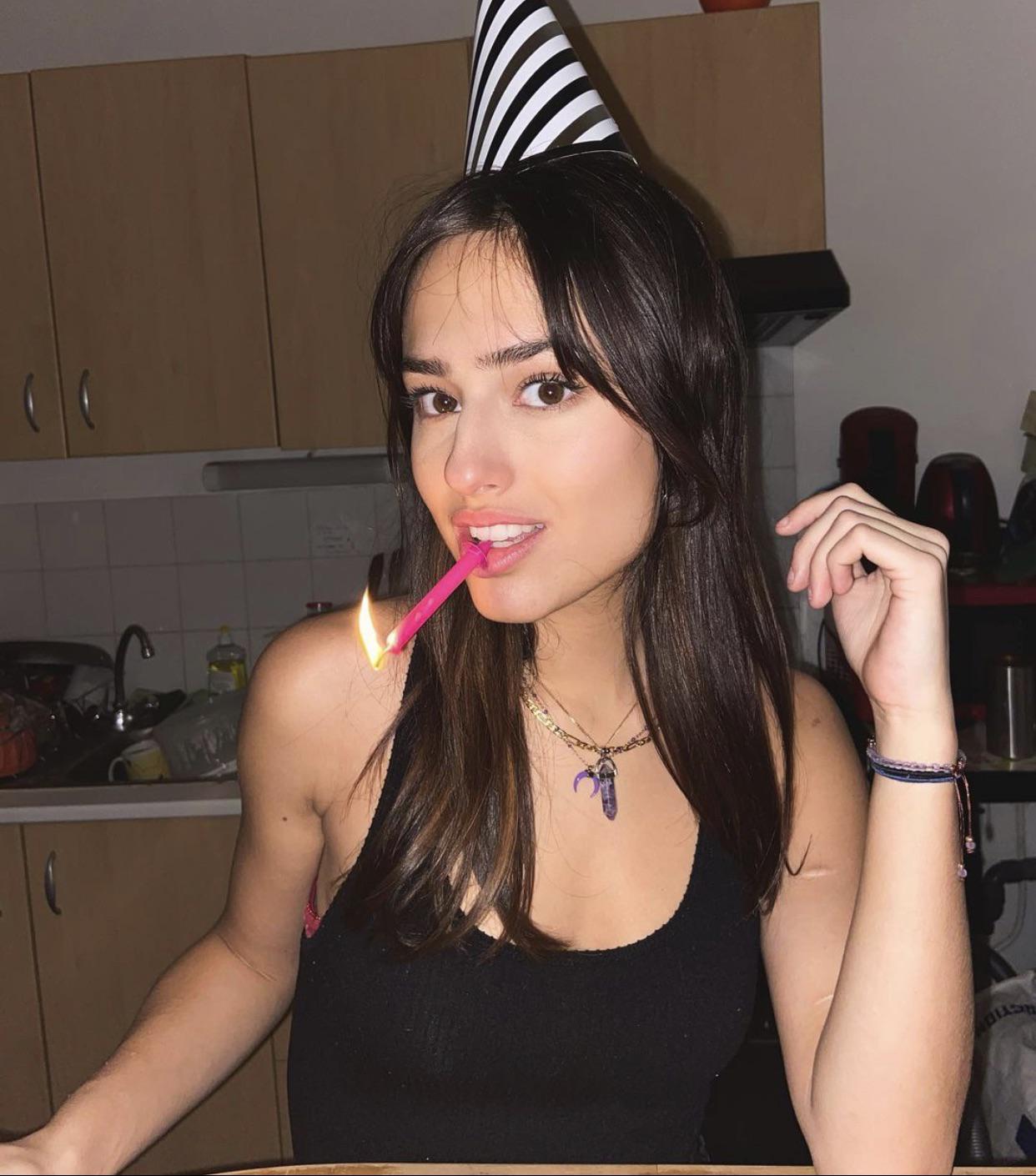 Another 18th birthday pic! | Scrolller