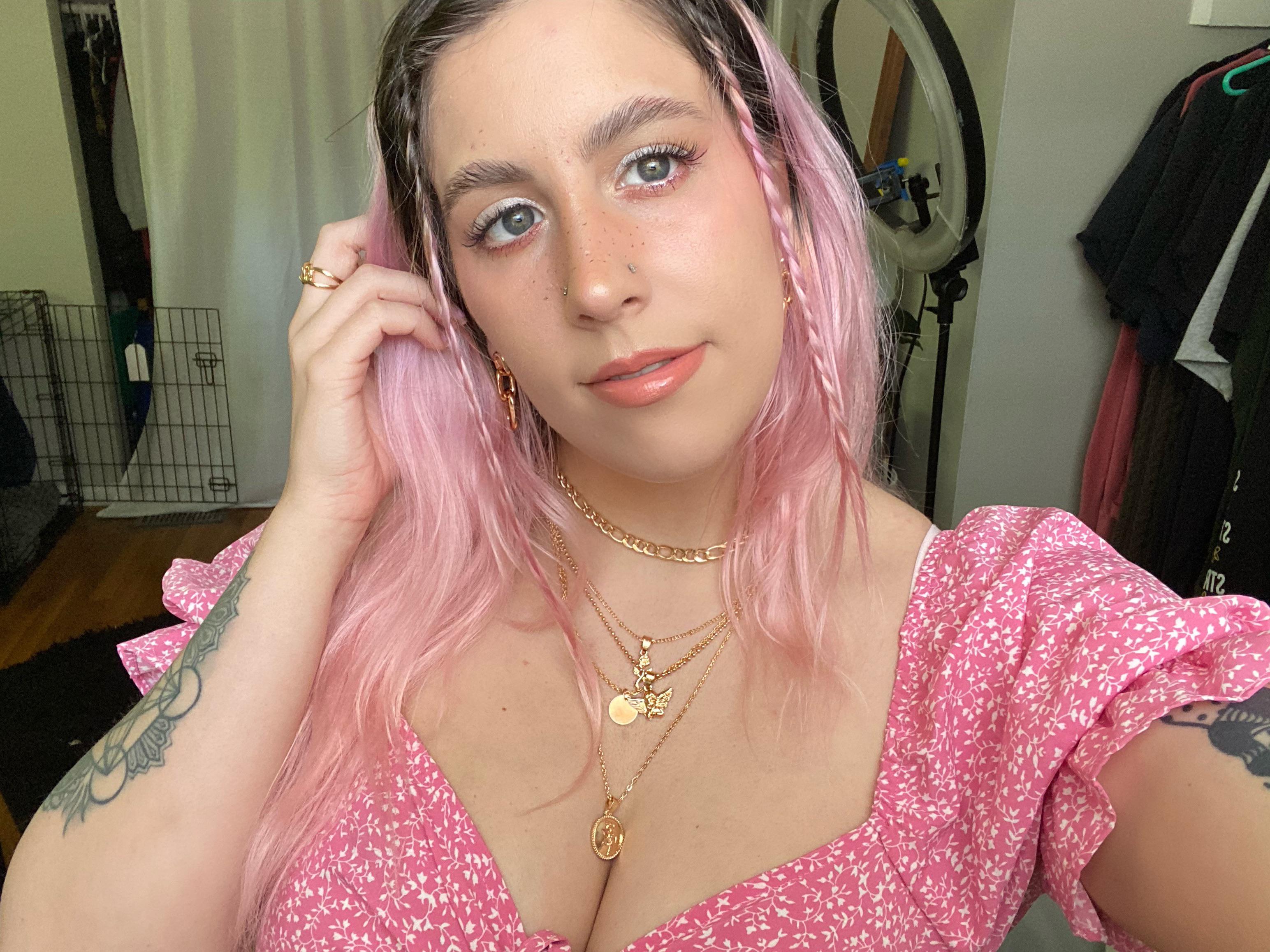 Vega Thompson Dildo: My Top 5 Favorite Features - 2w5q75r