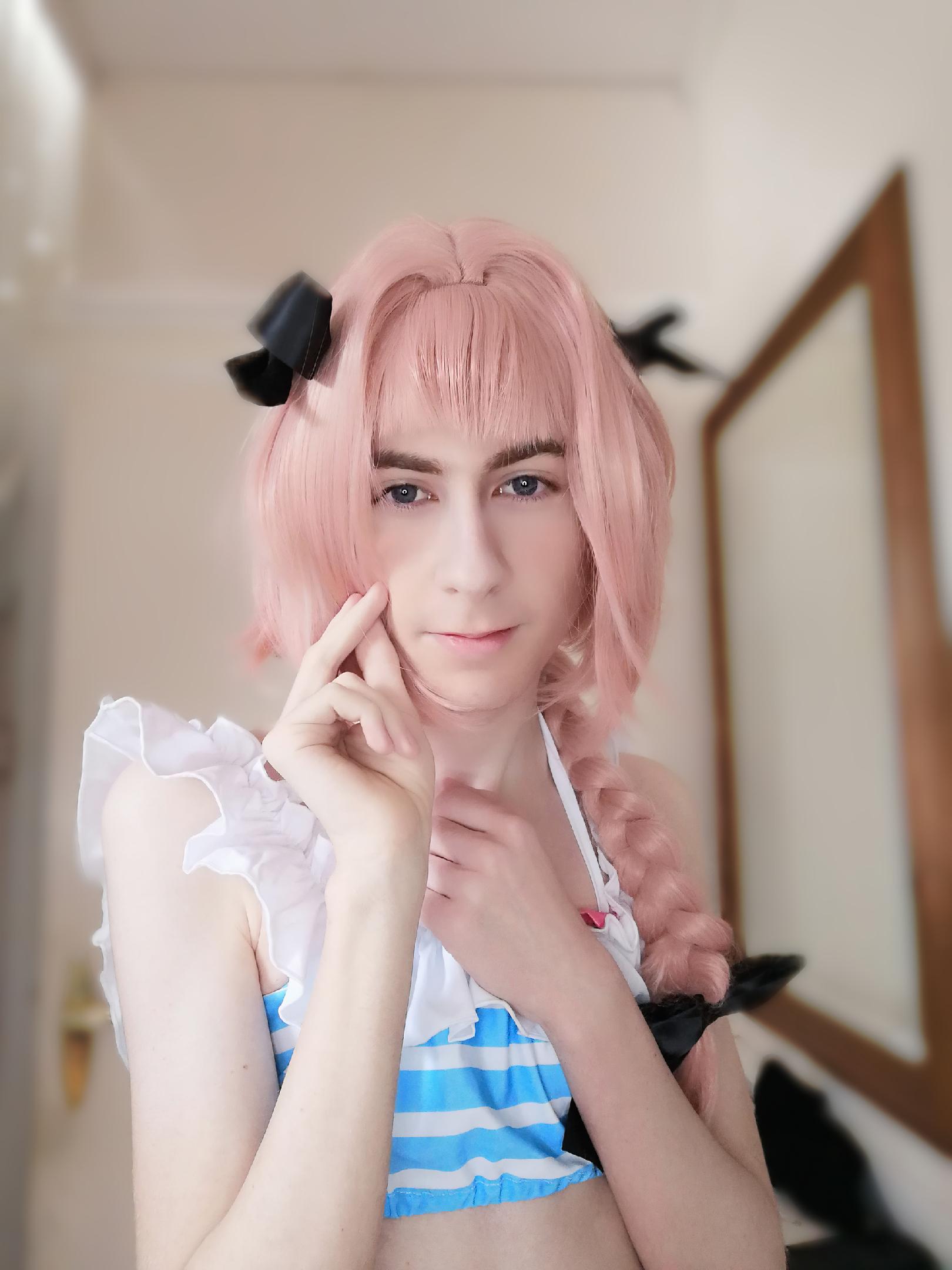 Is Reddit Obsessed With Astolfo? The Evidence Is Here - y8w1ri1