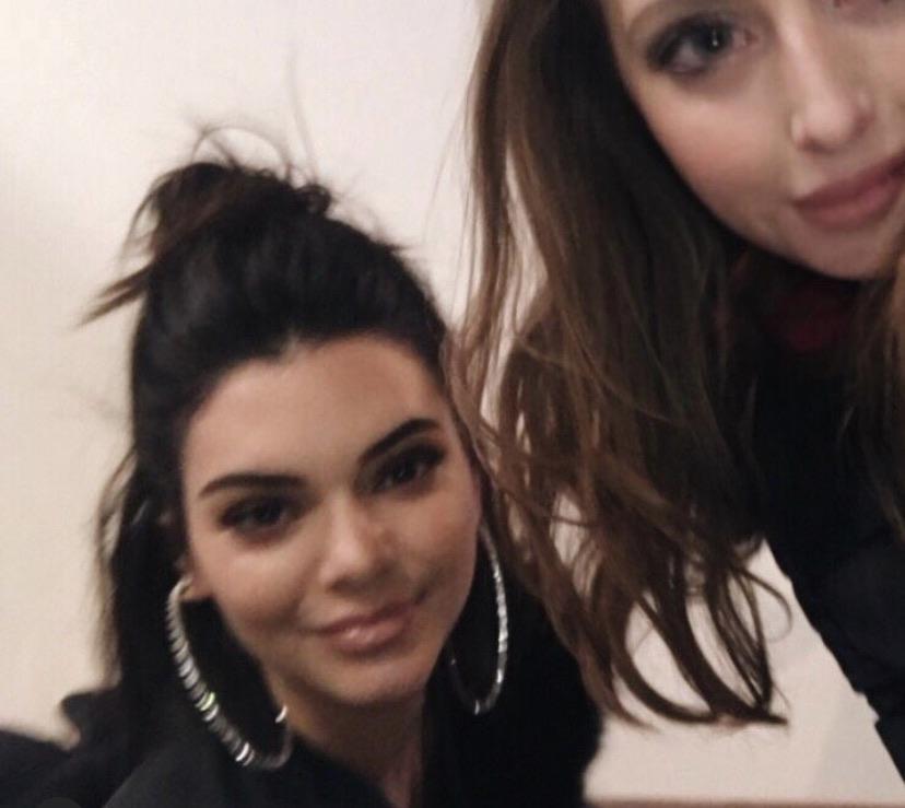 Ava with kendall Jenner Scrolller