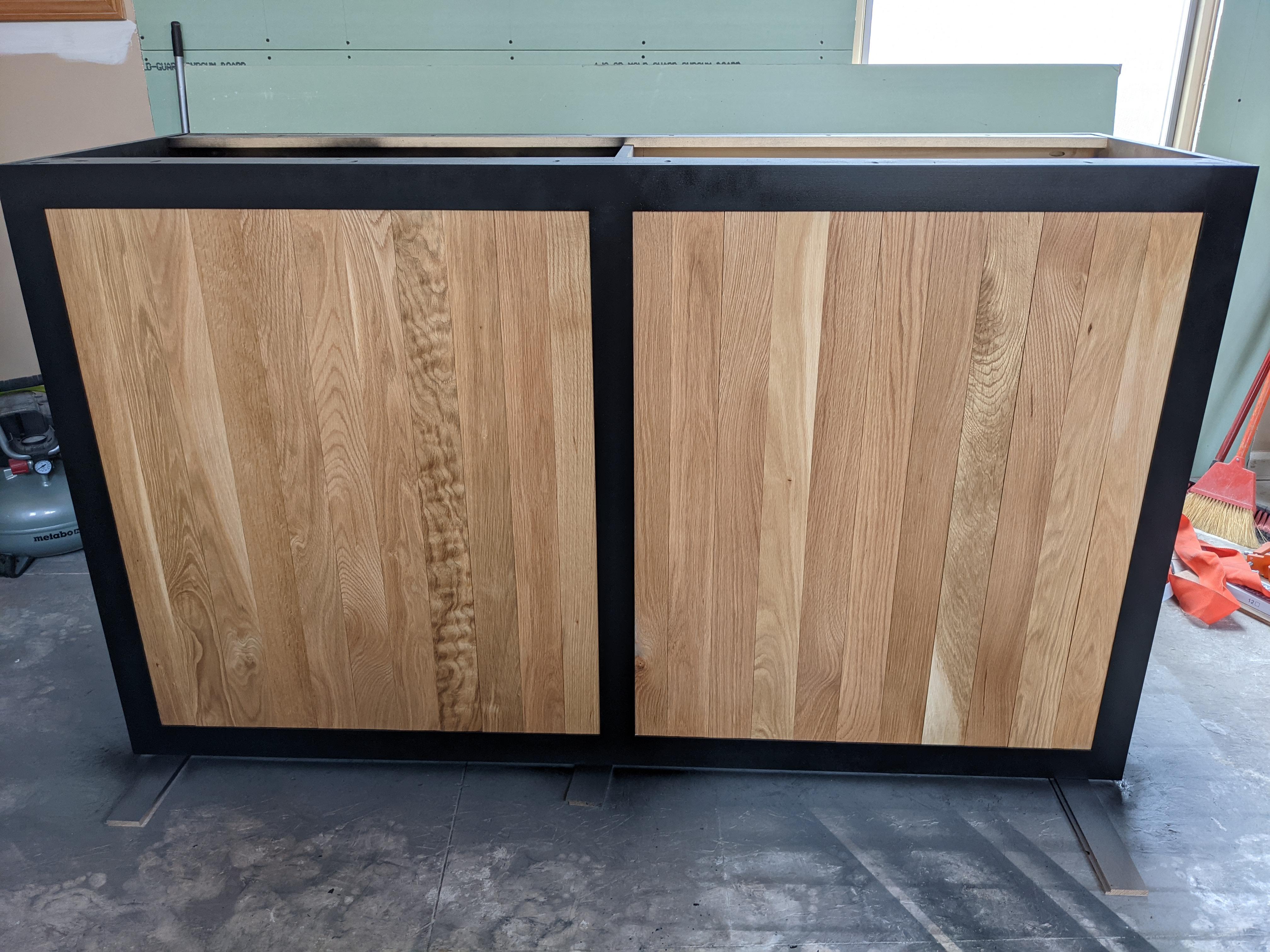 Bar height kitchen island | Scrolller