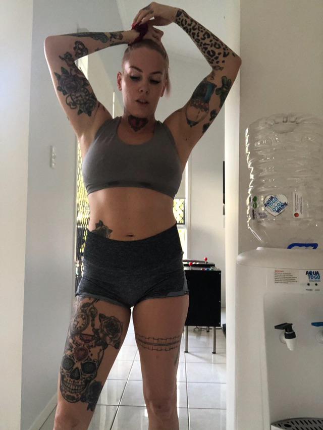 Bec Rawlings | Scrolller