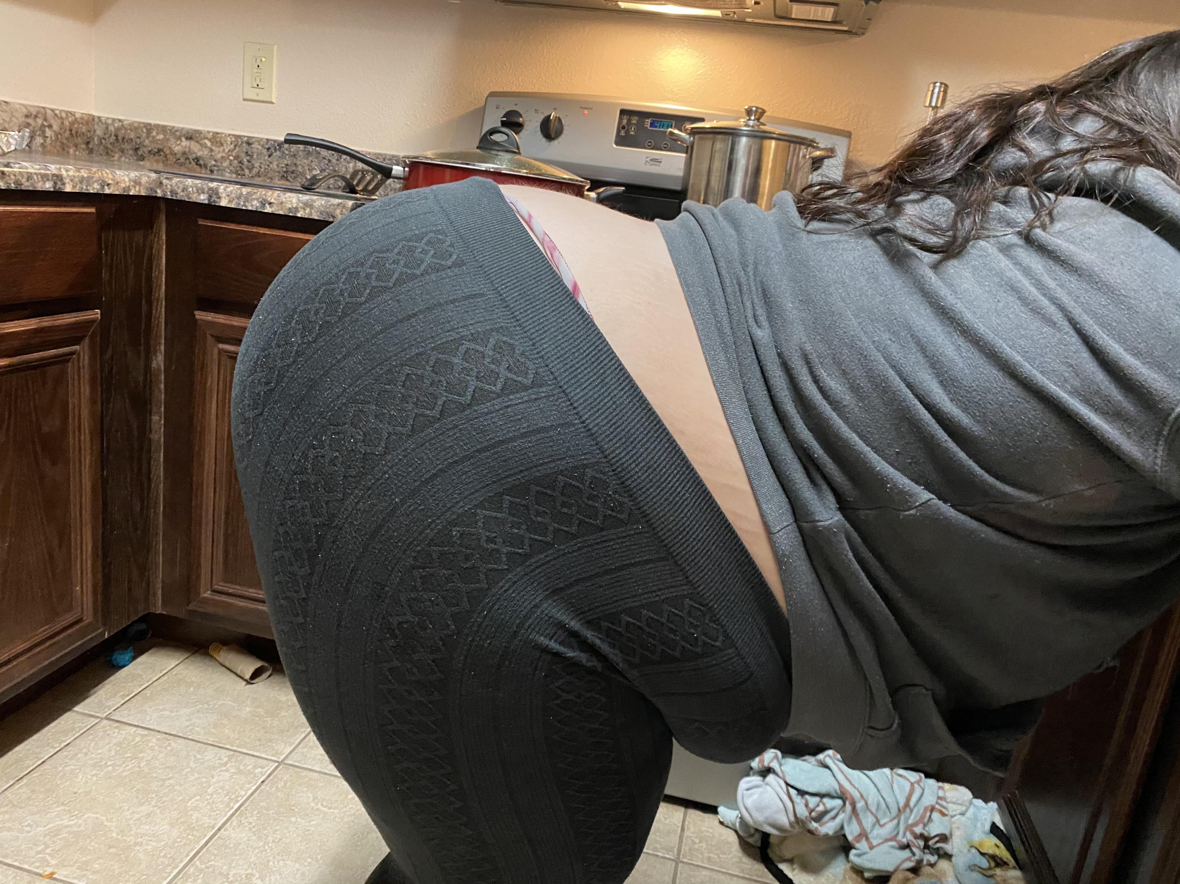 Bent Over Waiting For You To Cum Over 😋🙈🥰 Scrolller 