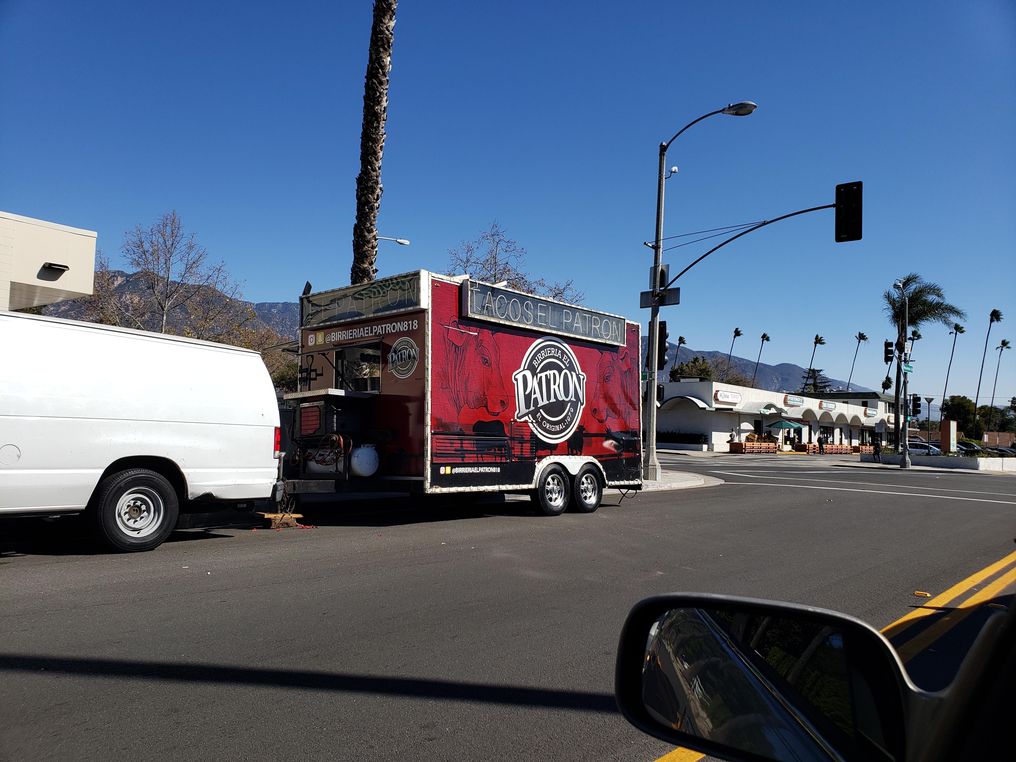 Birria tacos on Lake and Mountain!!! Scrolller