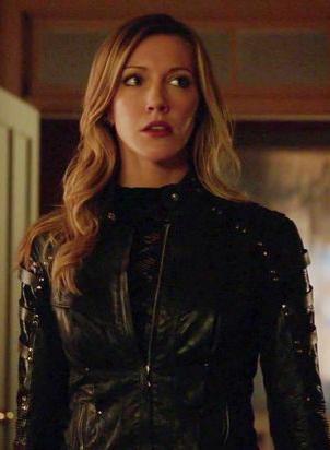 Black Canary 🖤 | Scrolller