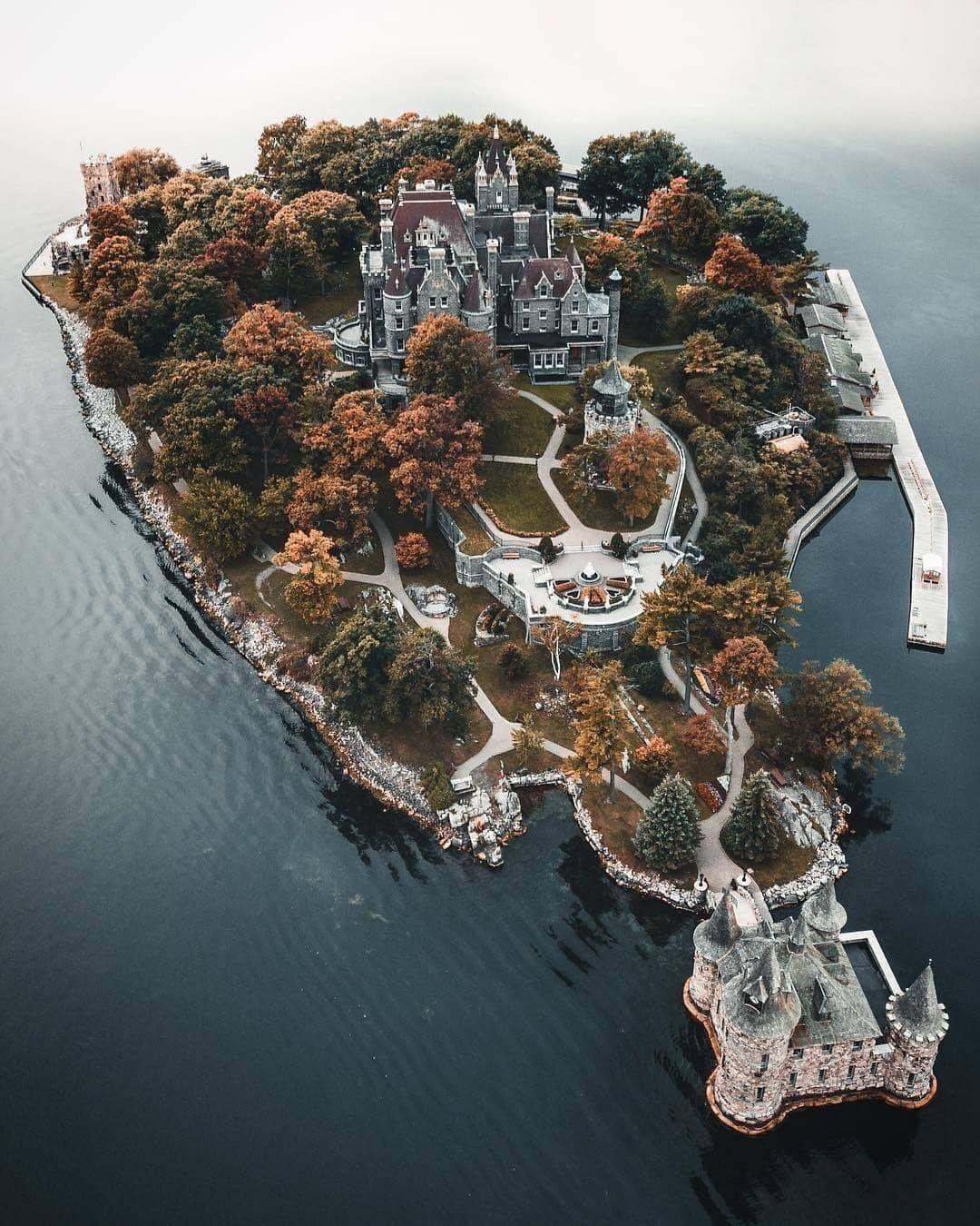 Boldt Castle | Scrolller