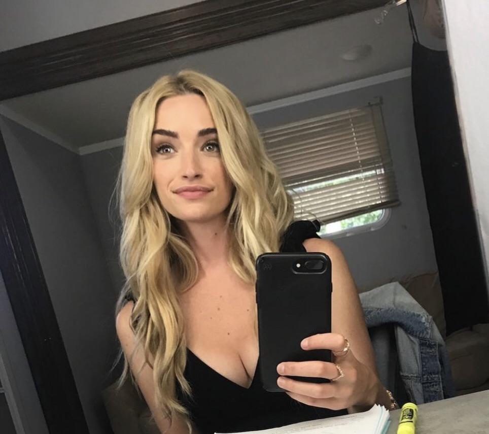 Brianne Howey | Scrolller