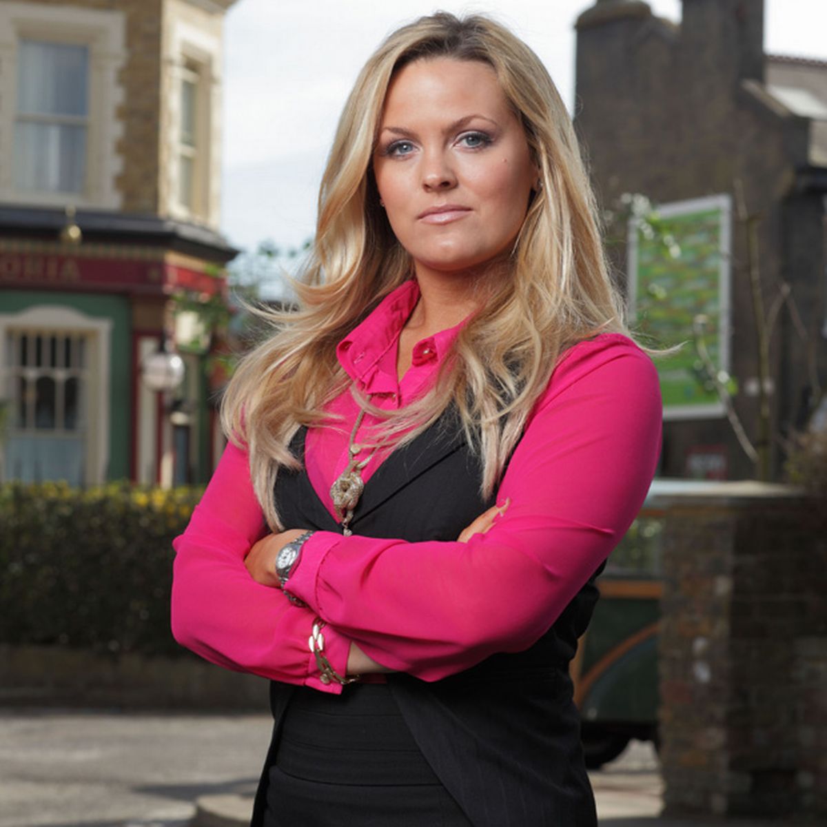 British Milf Jo Joyner Scrolller