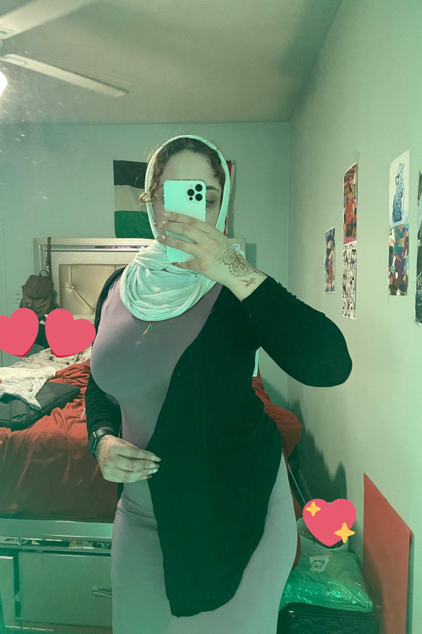 Busty Hijabi 😍 Scrolller 2292