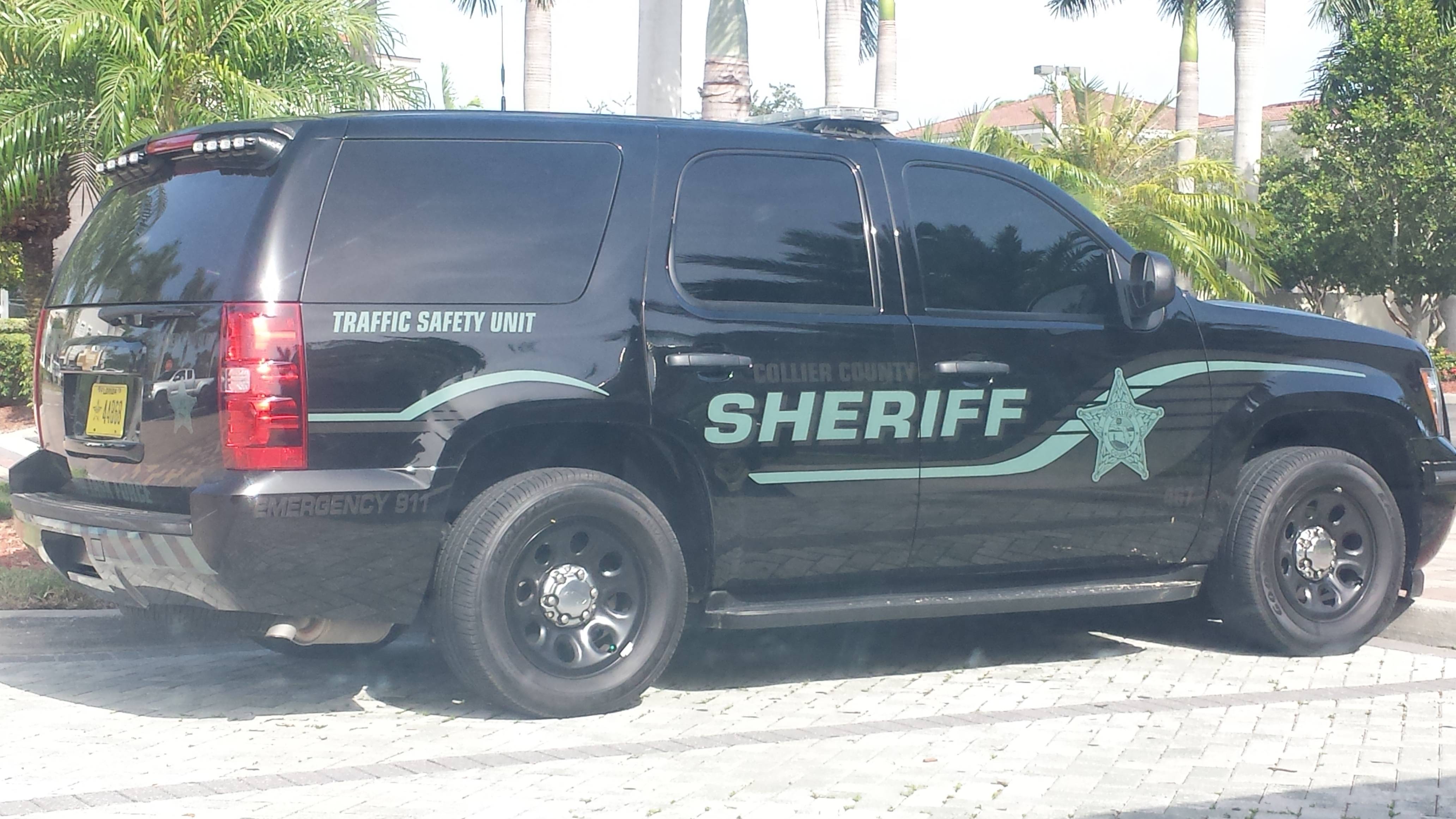 Collier County Sheriff s Office SUV Scrolller