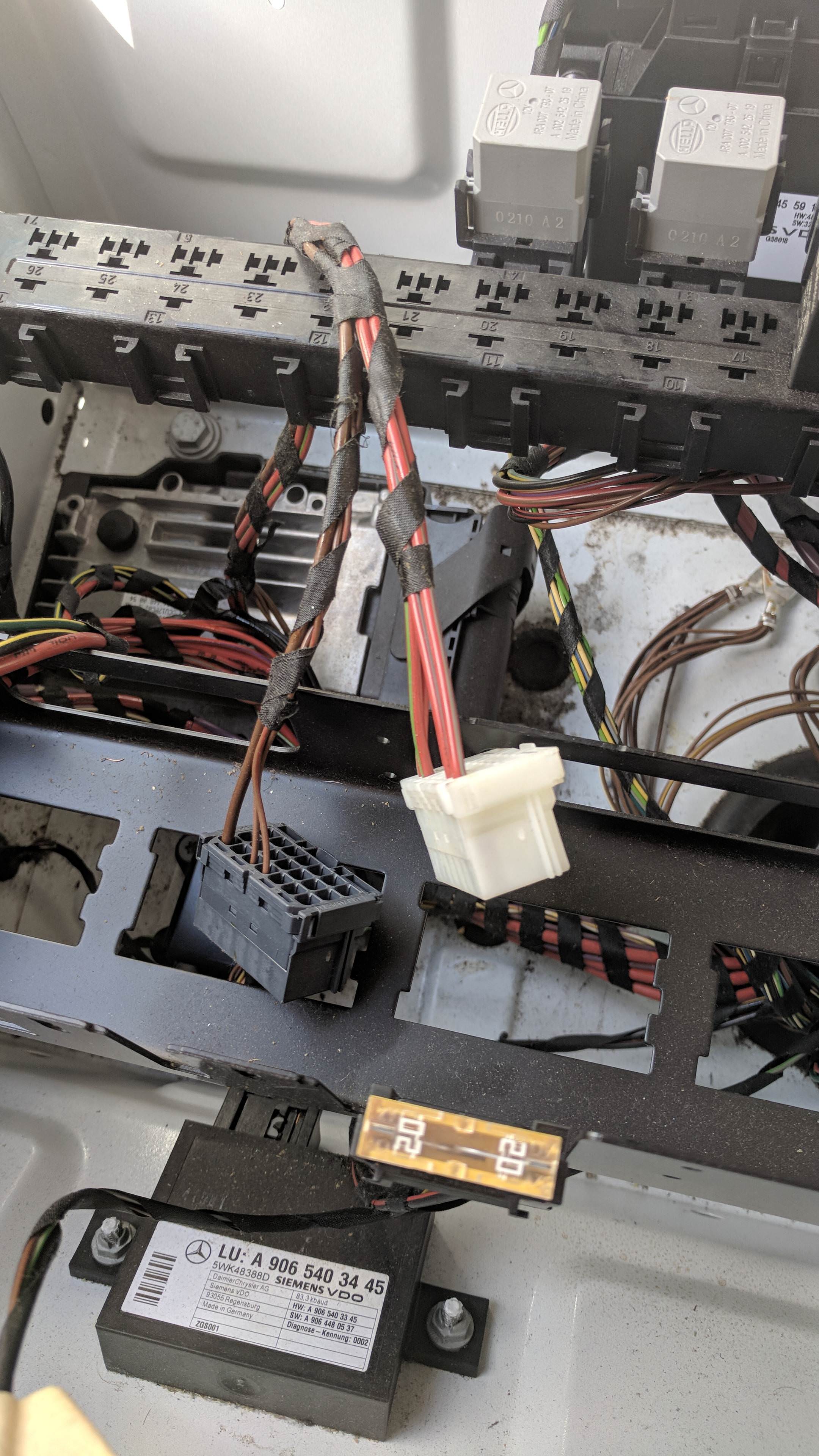 Connector ID under drivers seat Scrolller