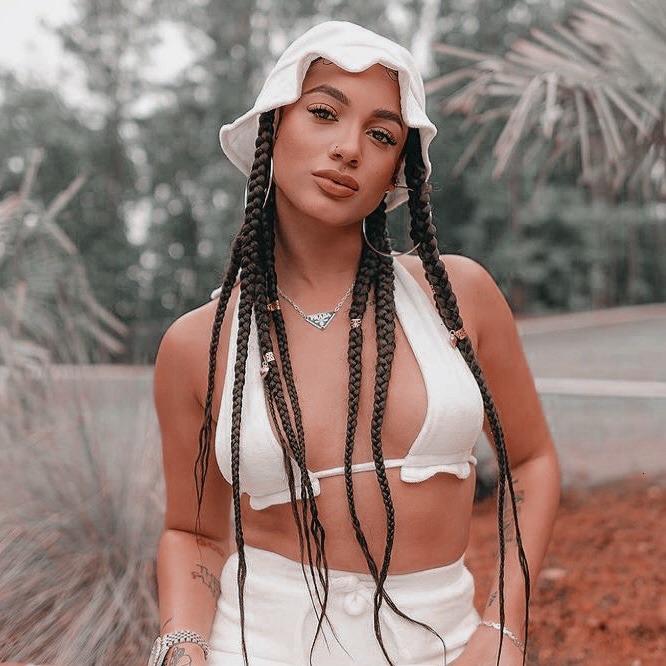 Dani leigh | Scrolller