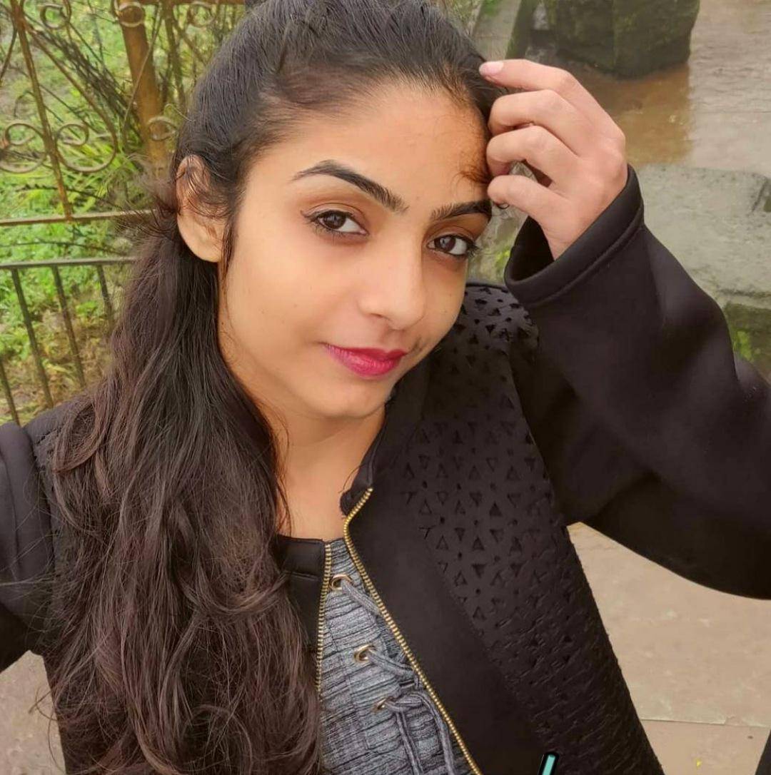 Beautiful girl nude indian