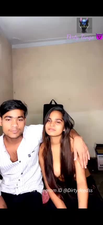 Desi Girl Having Fun With Boyfriend On Tango Live 😍😍😍full Video In Comments Scrolller 8219