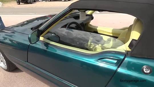 Doors on the 1989 BMW Z1 | Scrolller