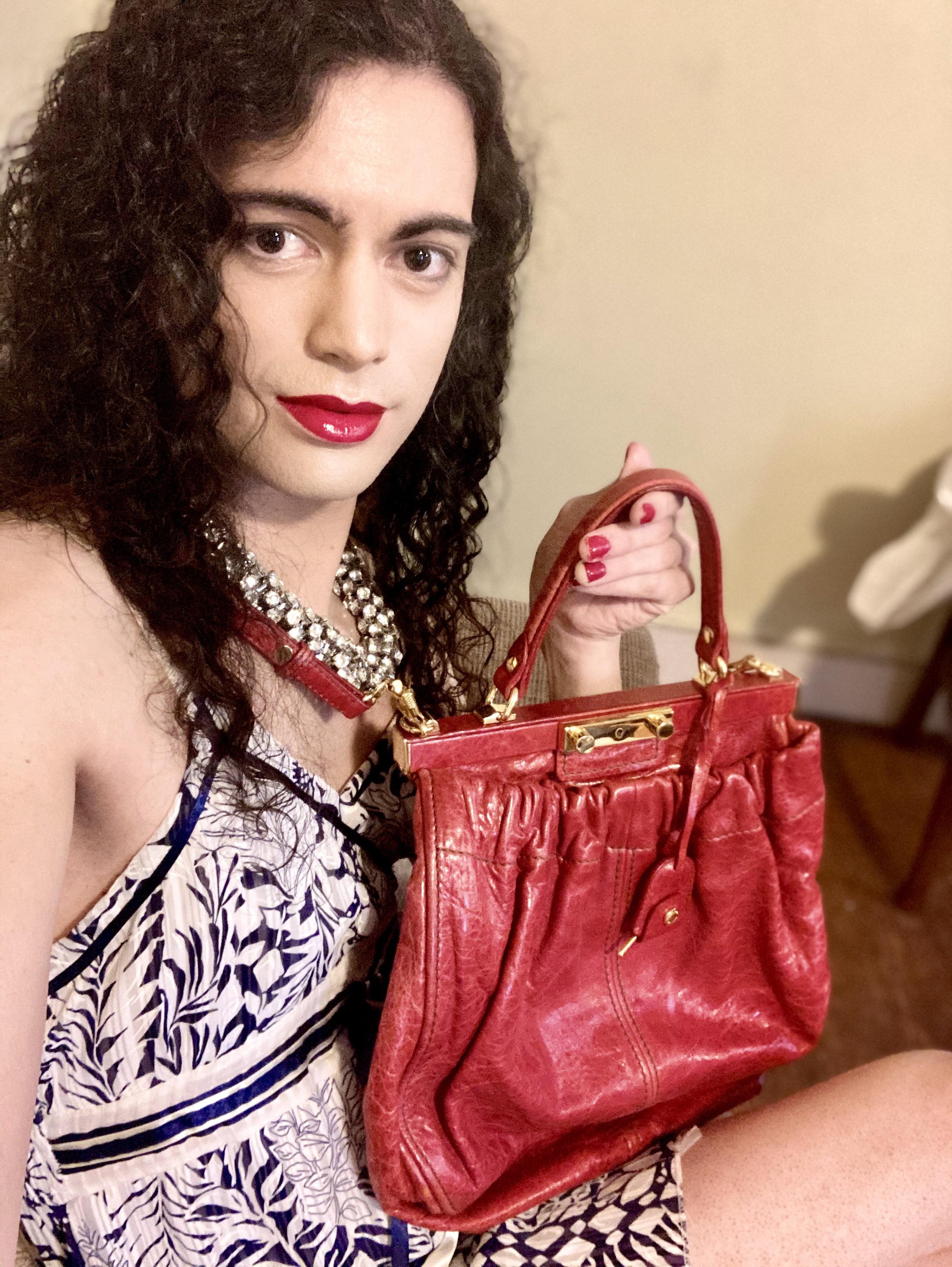 early transition trans woman here, feeling so happy for the past week