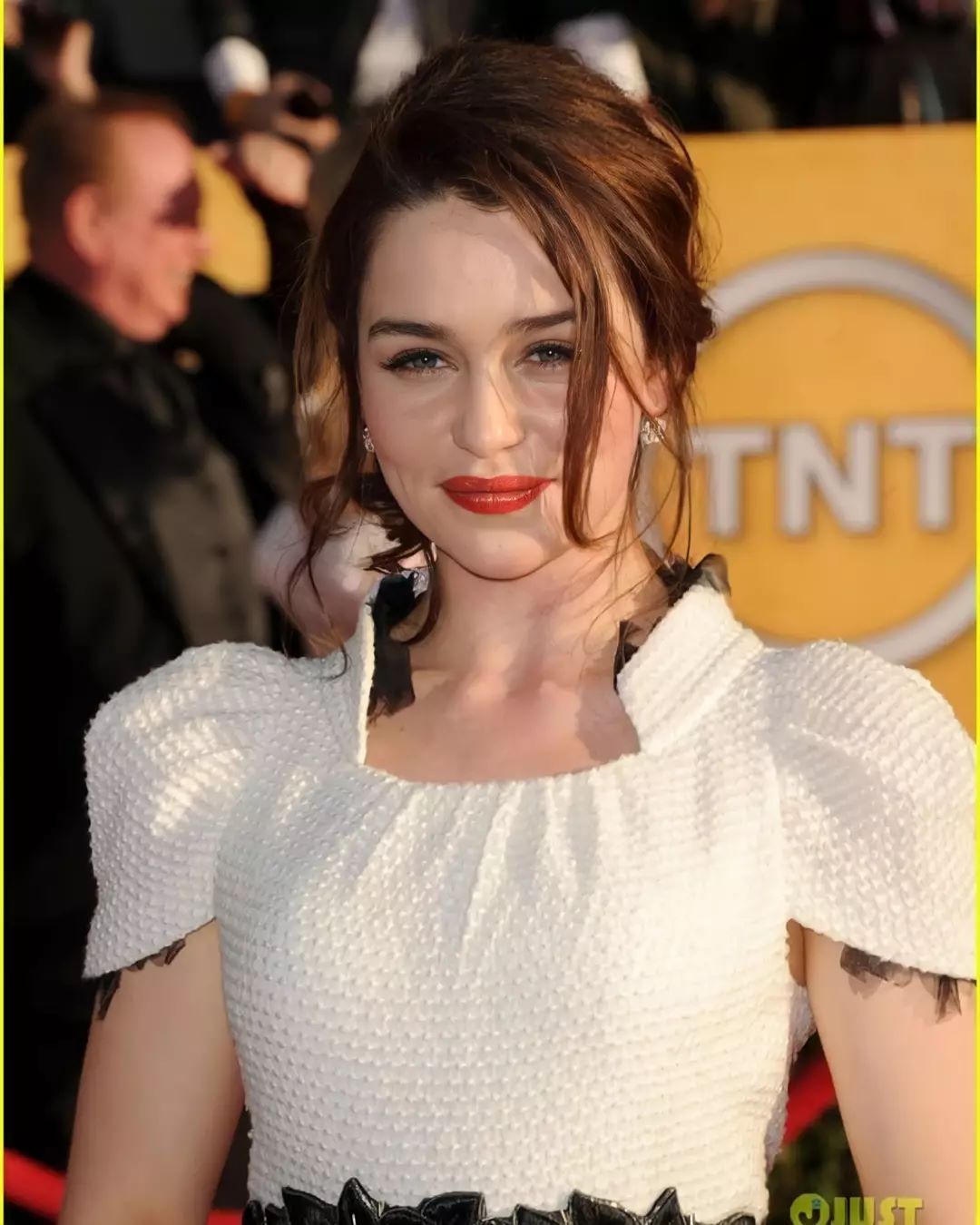 Emilia Clarke Scrolller