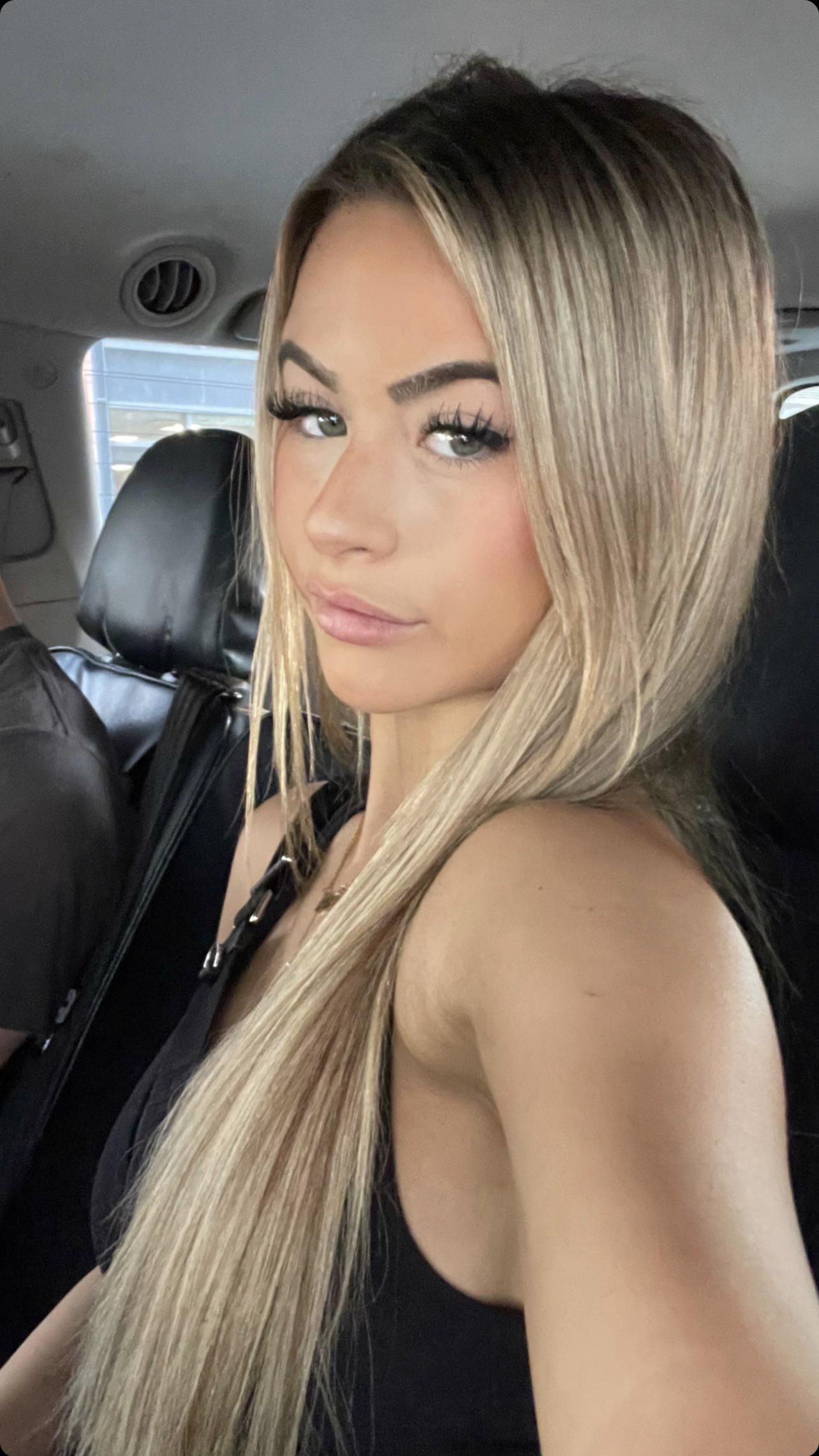 The Dark Side Of The EmmilyElizabethh Leaks