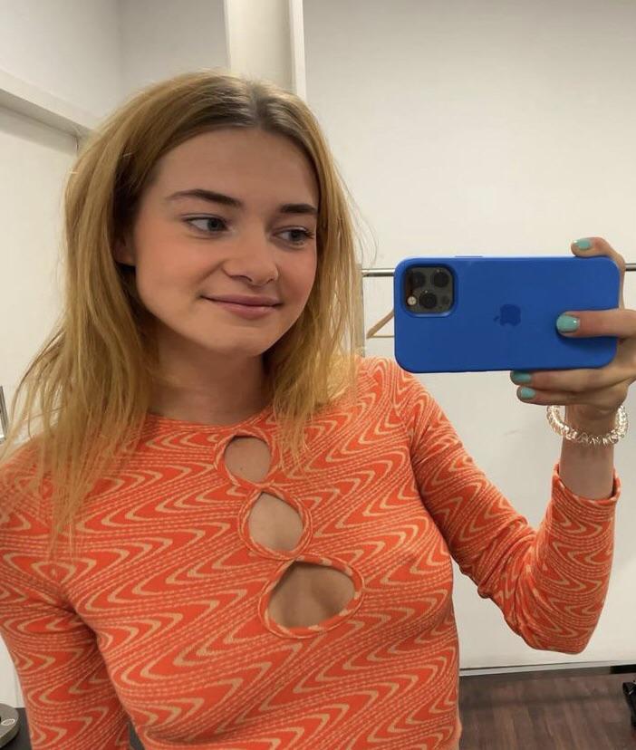 Emma wortelboer Scrolller