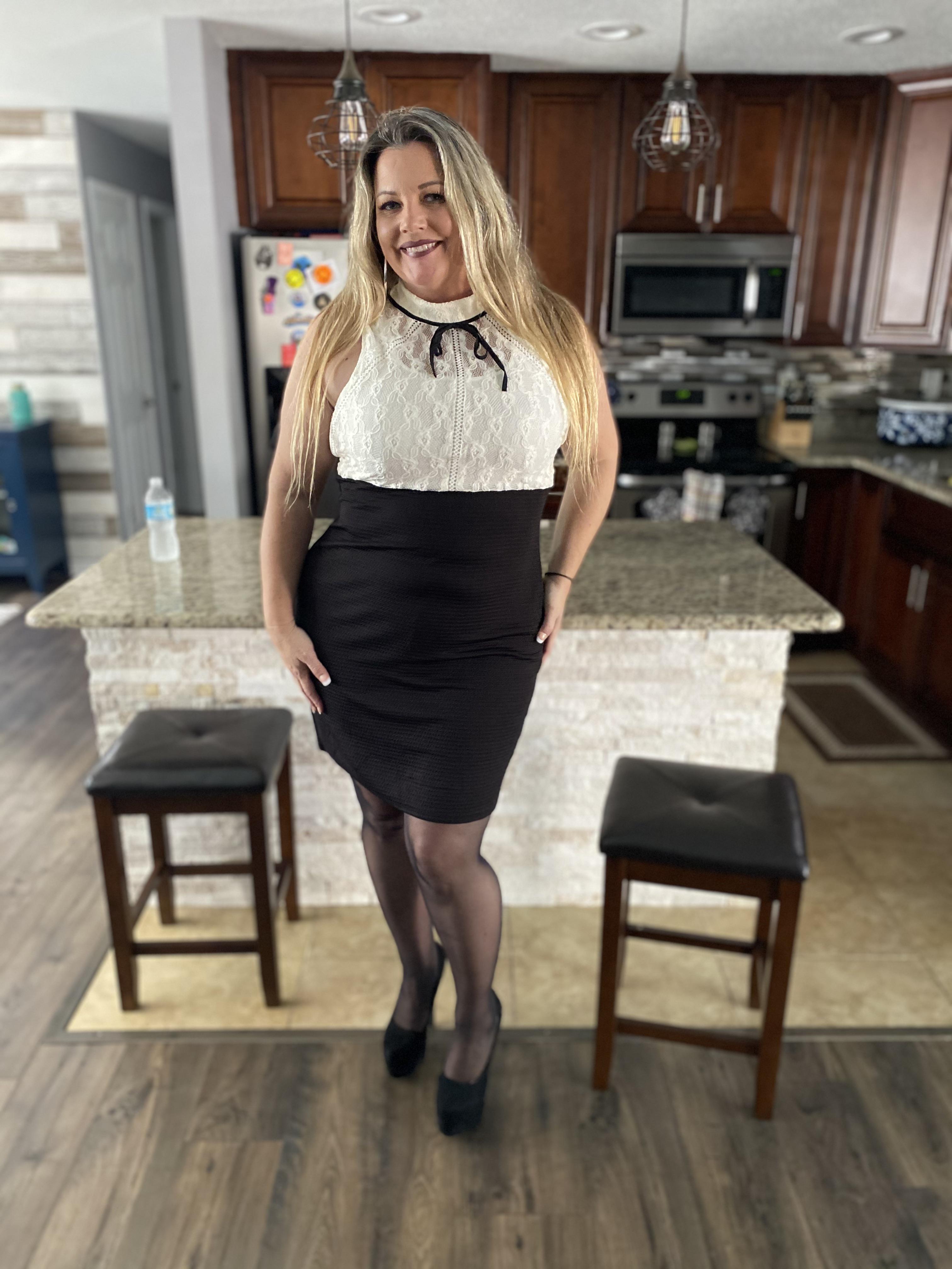 F48 Mature Milf On My Way To Church Scrolller 6884