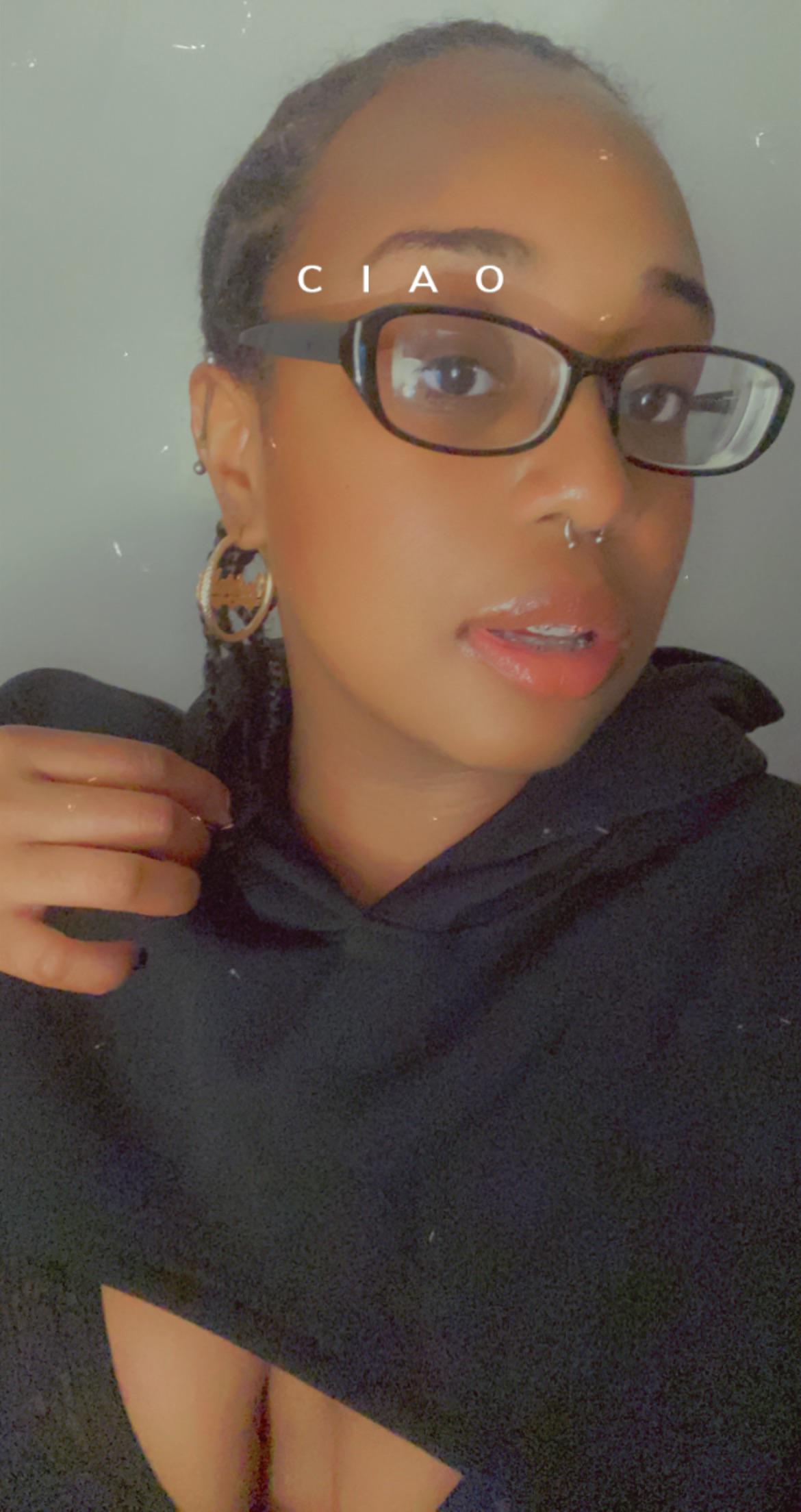 feeling-cute-for-tonight-scrolller
