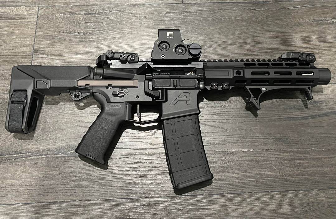 Finally finished my 7.5 inch ar pistol build. Freshly installed sb ...