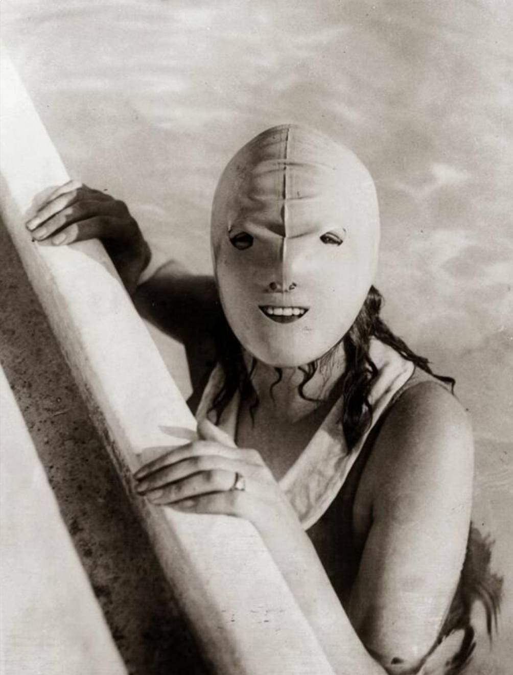 Full-Face Swimming Mask, 1928 | Scrolller