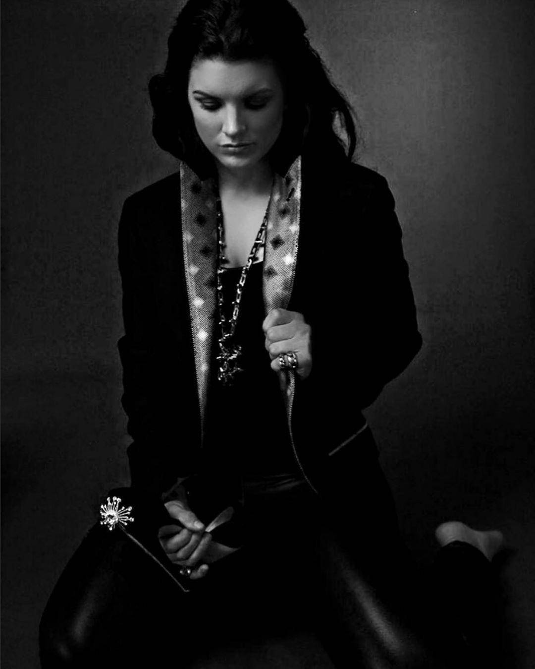 Gina Carano Scrolller