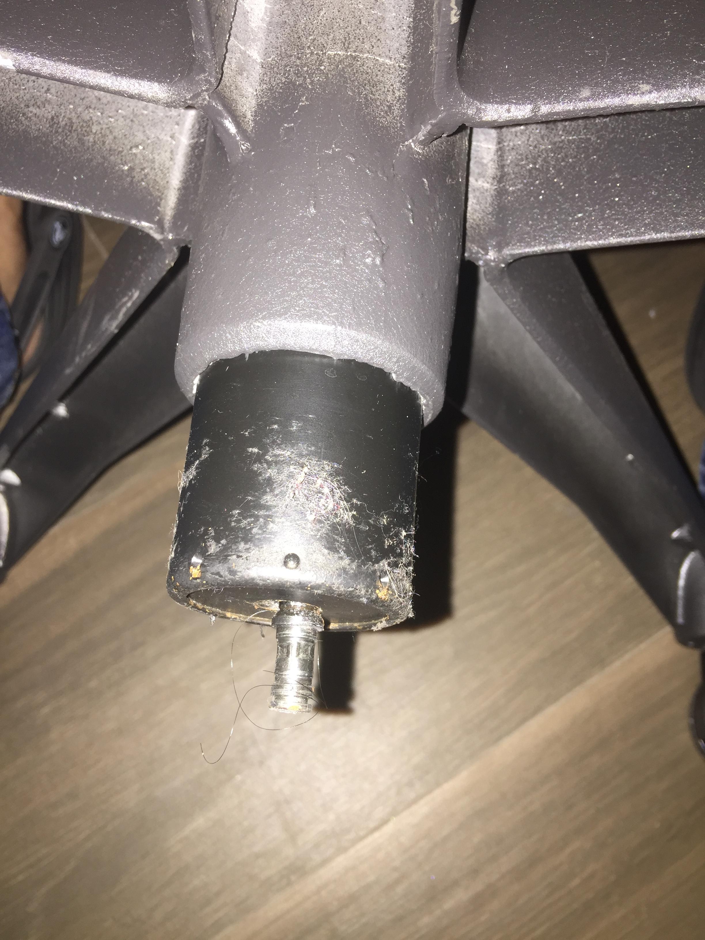 Herman Miller Chair Broken. Ideas? Scrolller