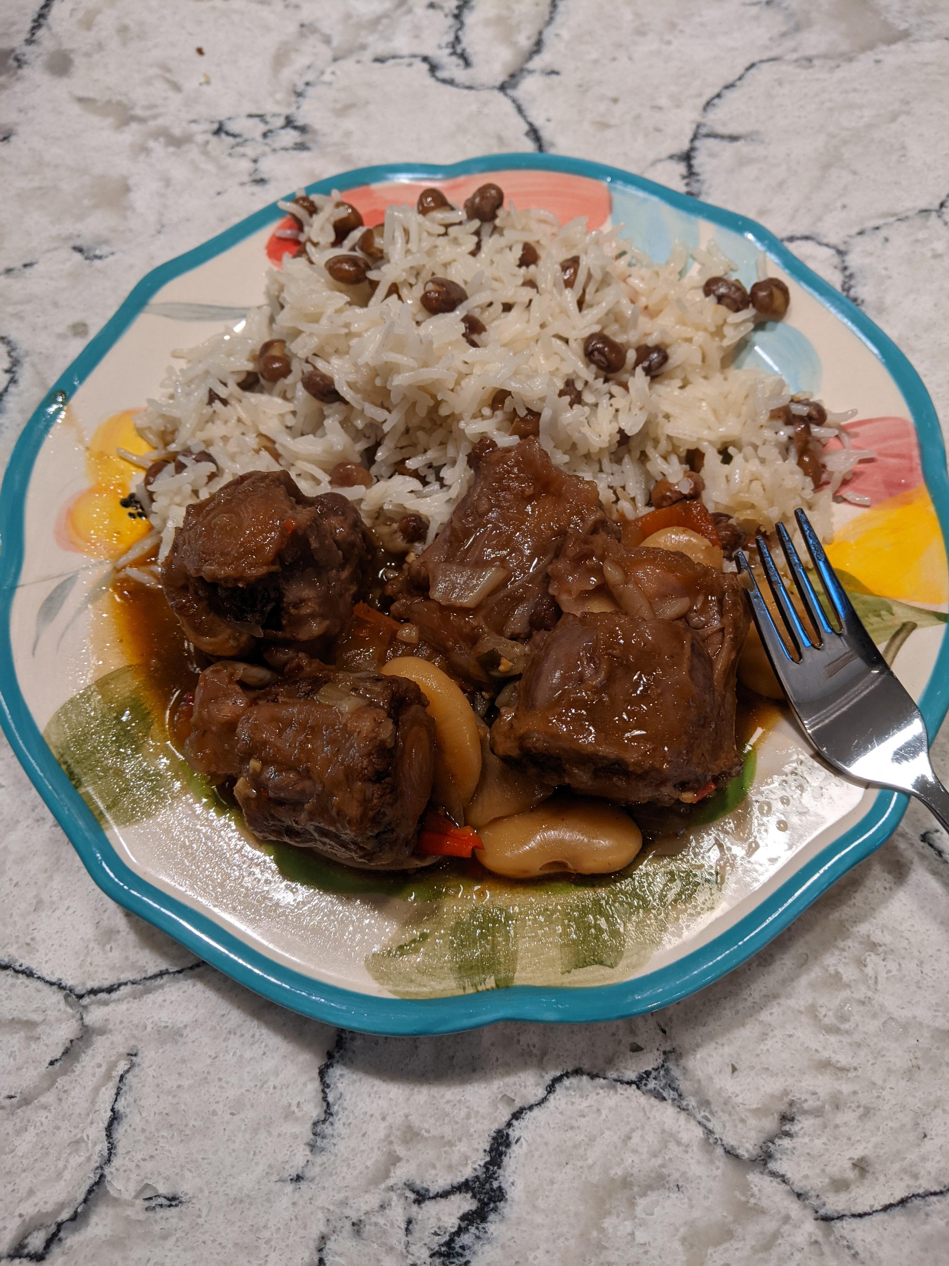[Homemade] Jamaican Rice and peas with Oxtail! Scrolller