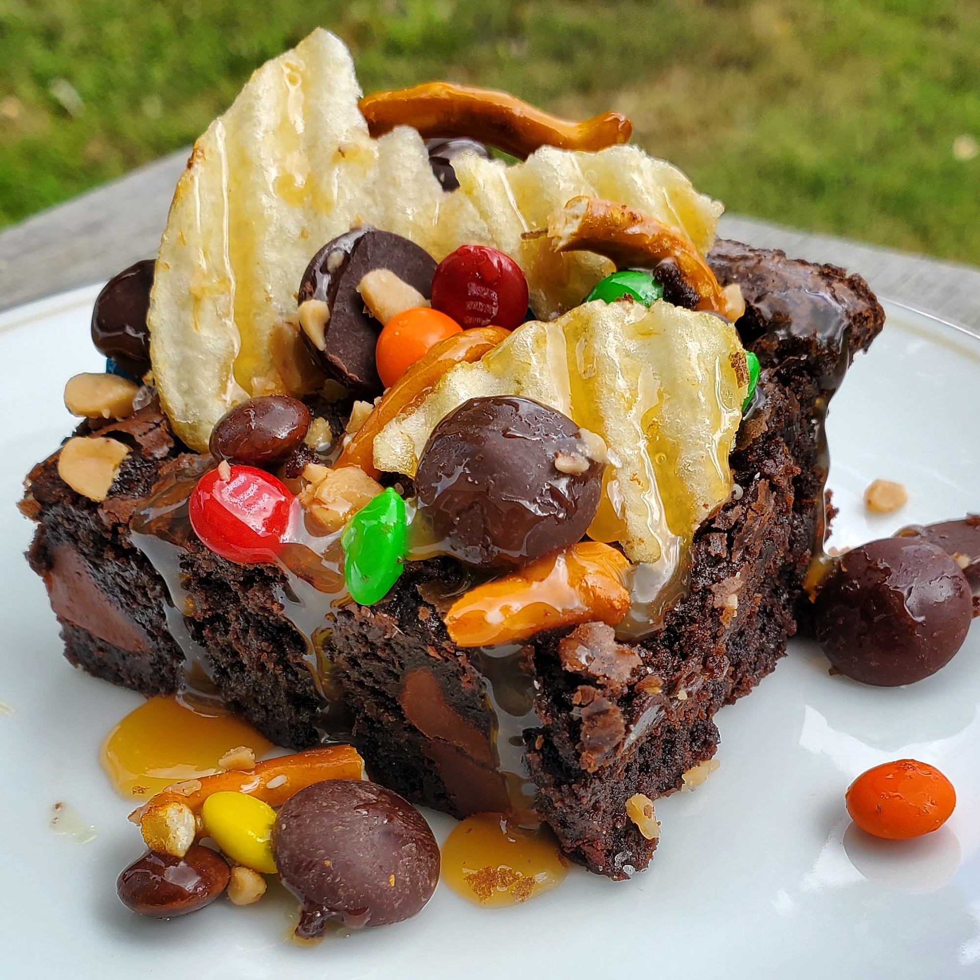 homemade Kitchen Sink Brownie | Scrolller