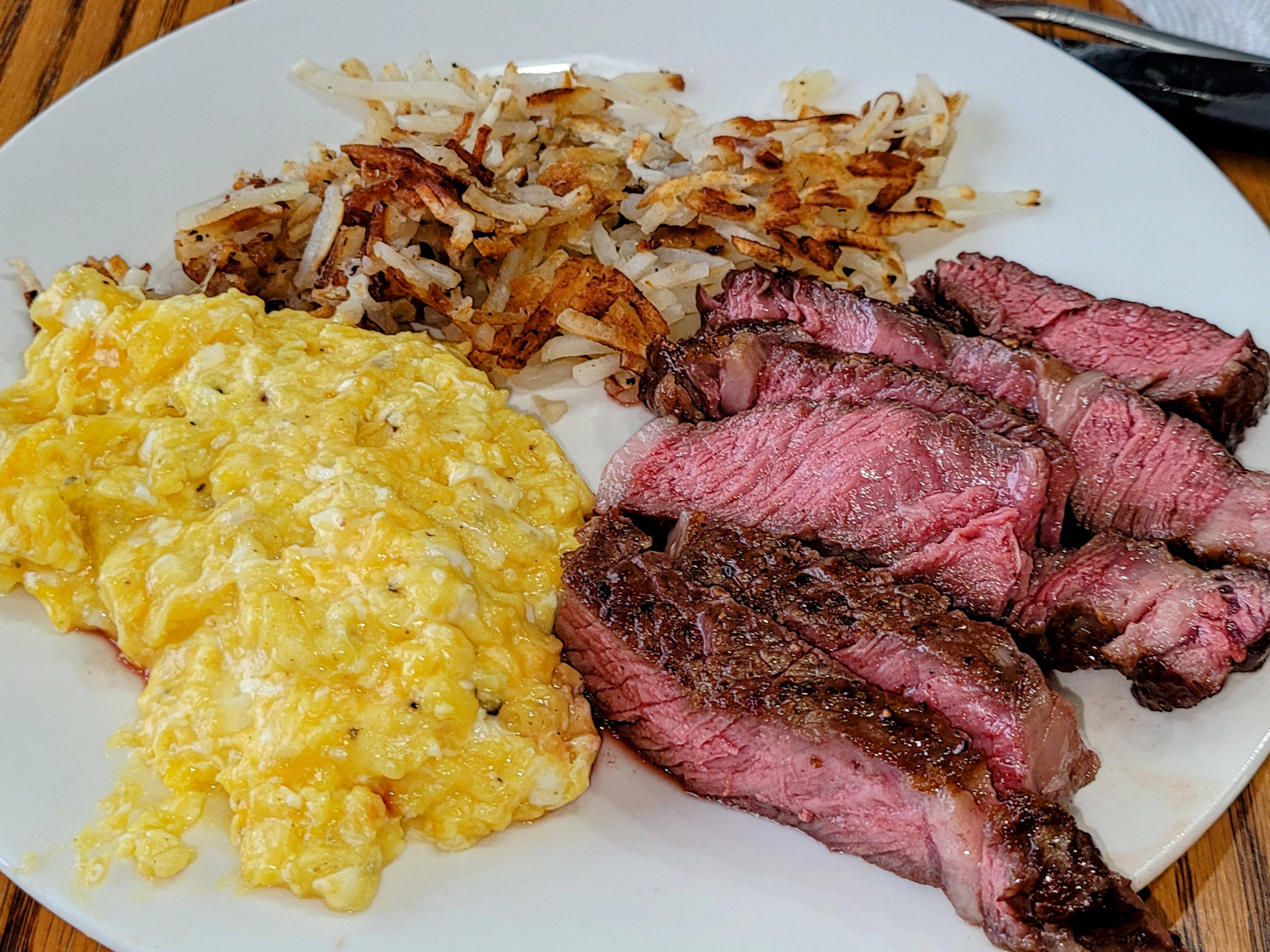 [Homemade] My favorite breakfast. Ribeye, eggs, hashbrowns. | Scrolller
