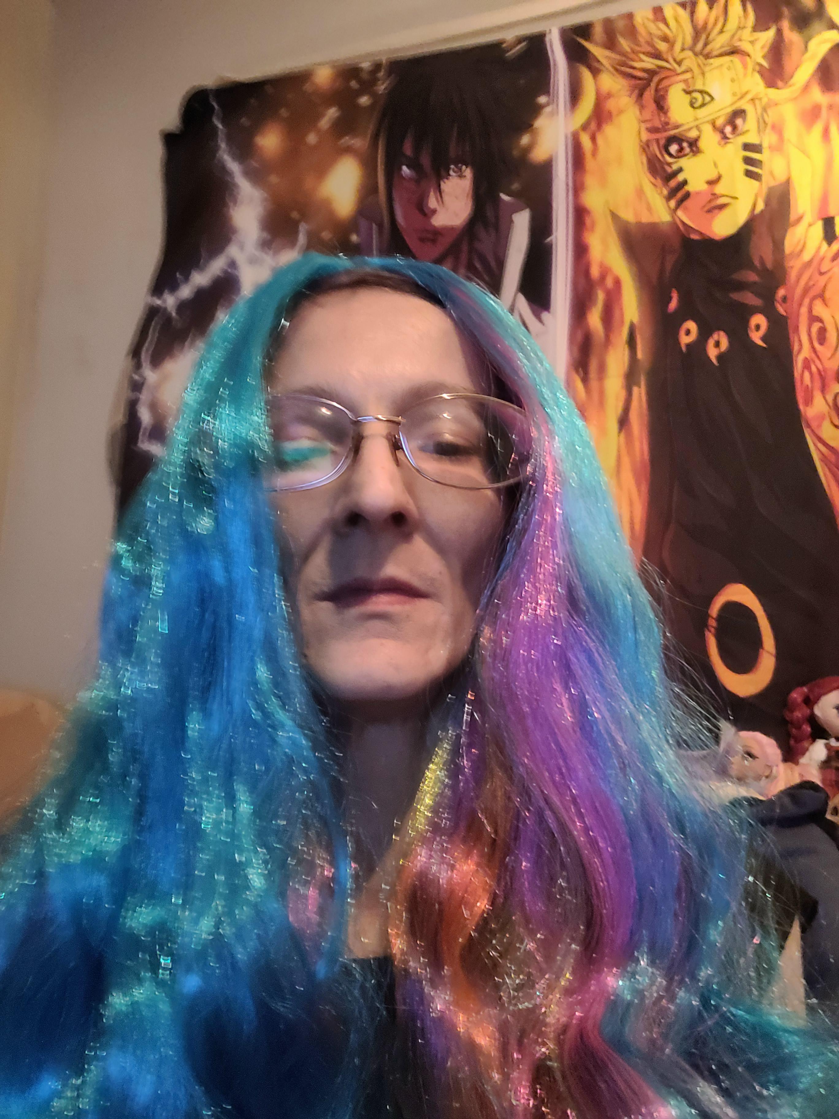 I am such a dork. Don't buy this unless you too have tiny head. Scrolller