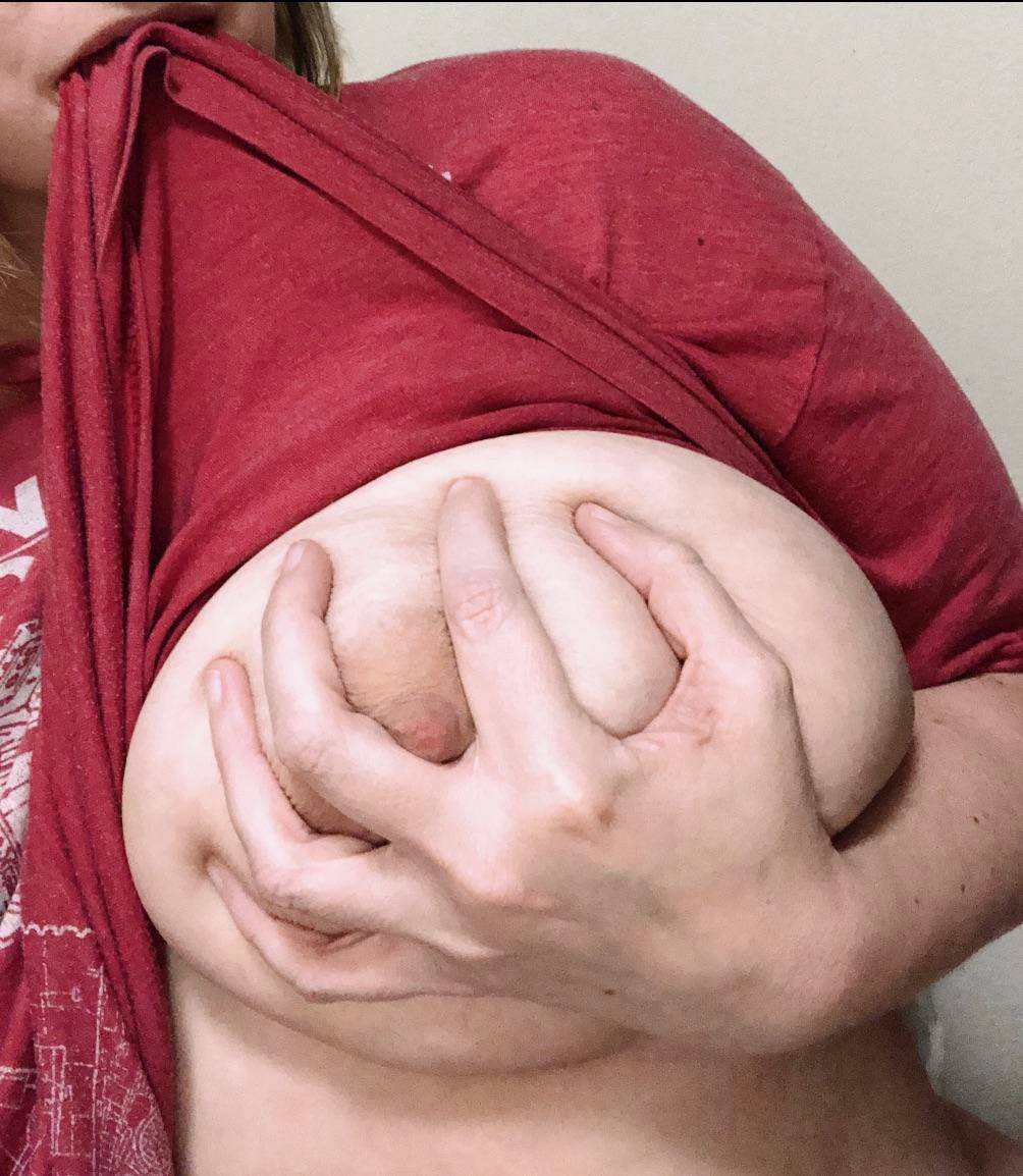 I’m a bit of a handful 👀 Scrolller 