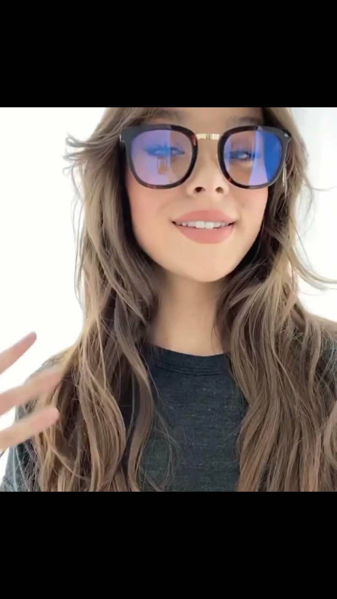 I Want Hailee Steinfeld To Suck My Cock Then I Want To Cum On Her