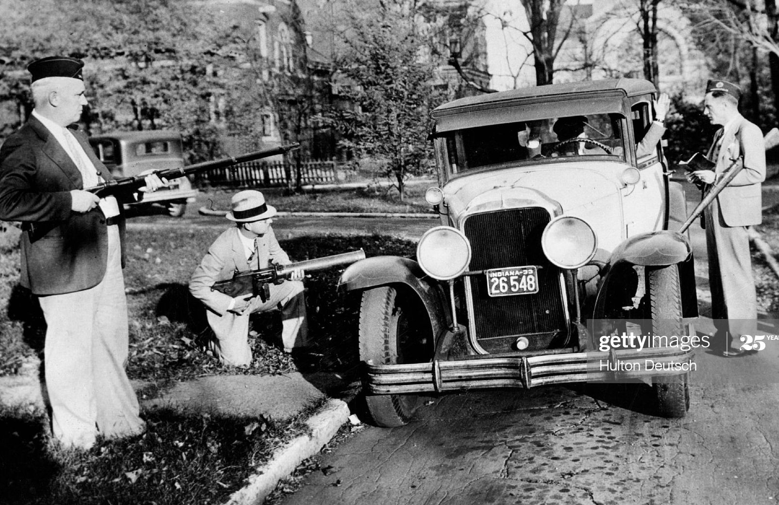 Indiana militia with a German MG08/15 machine-gun, 1934 | Scrolller