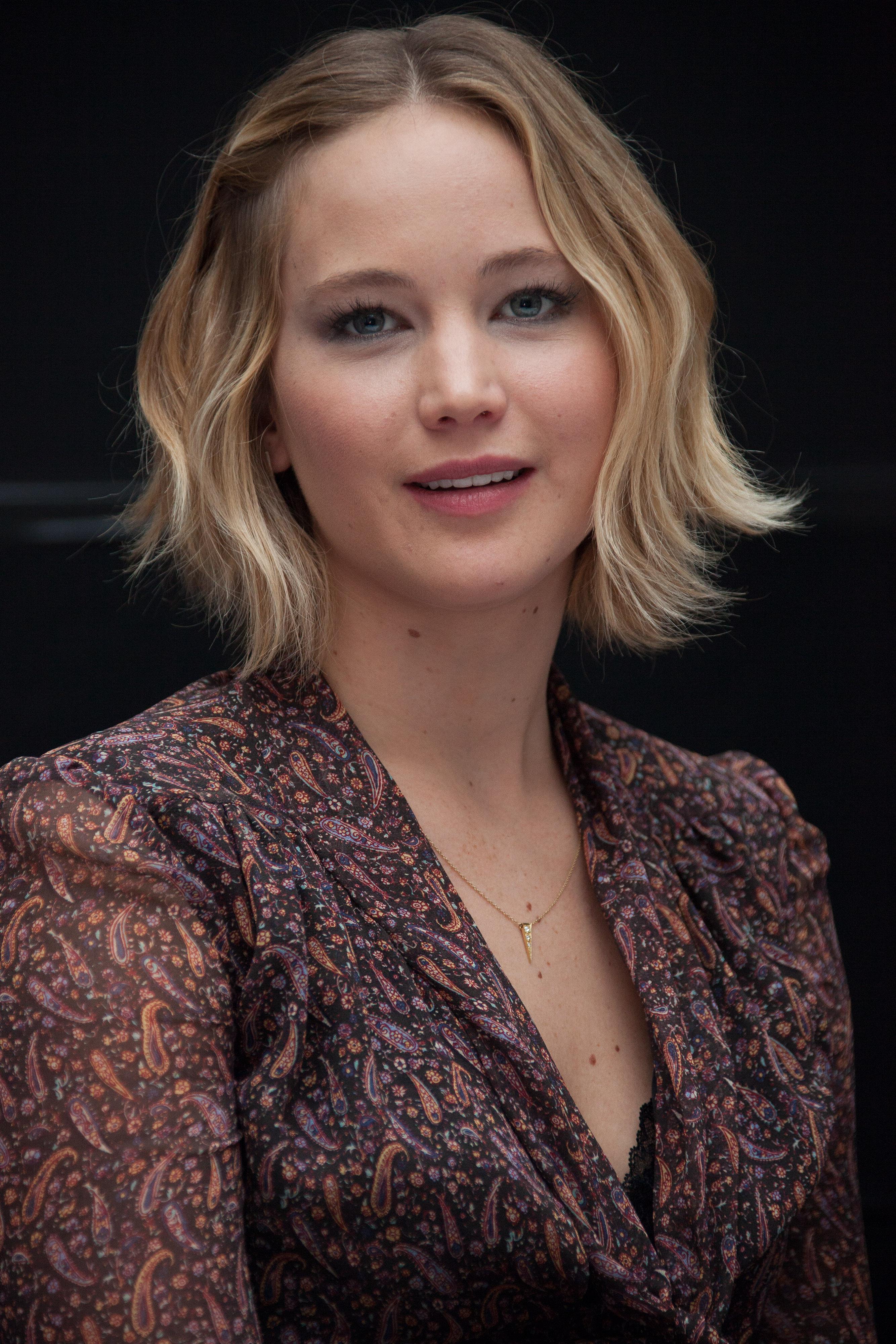 Make Me Cum All Over Jennifer Lawrence Scrolller